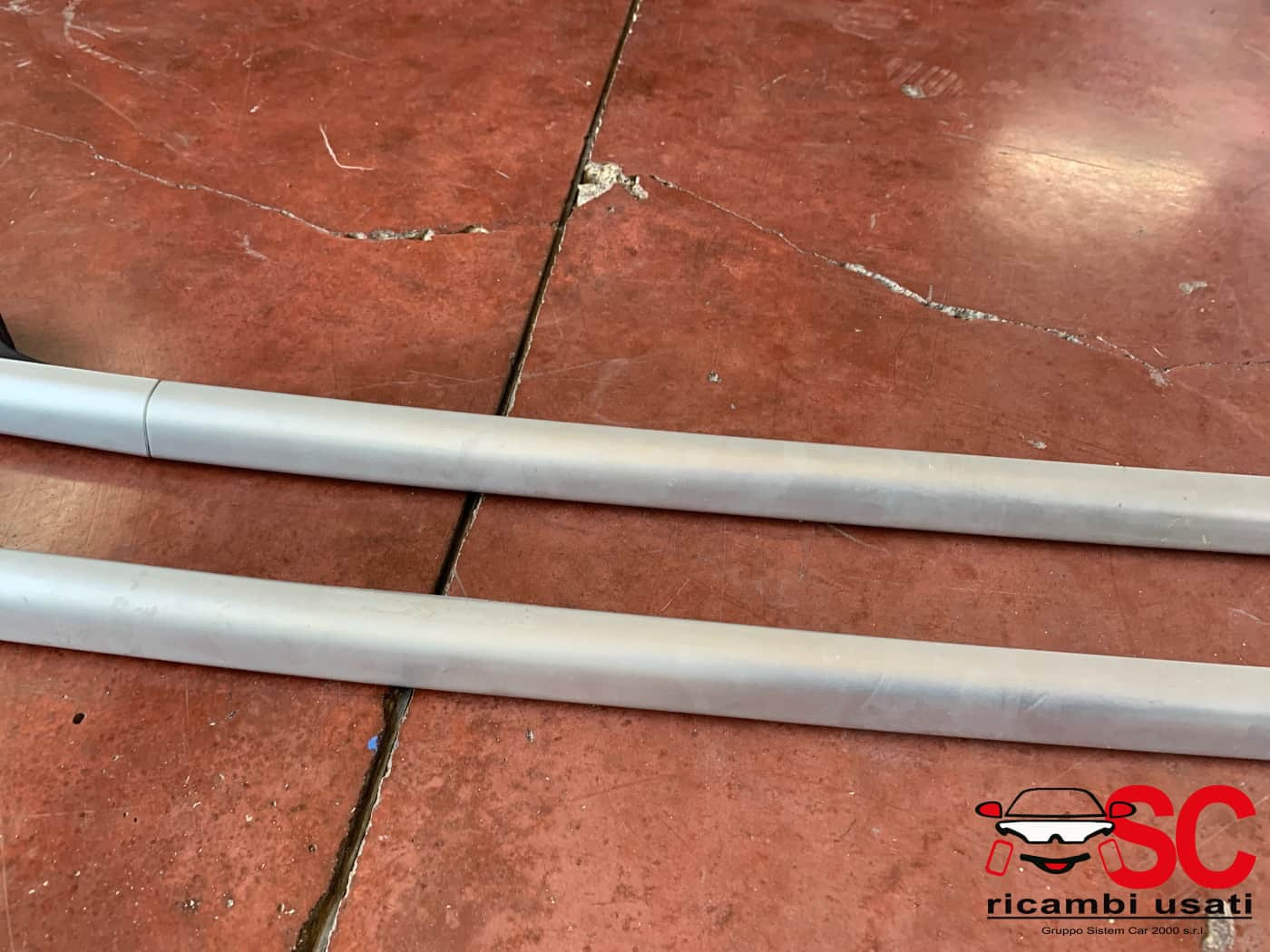 BARRE TETTO DR 4 Serie 5704300U2220 (21>)