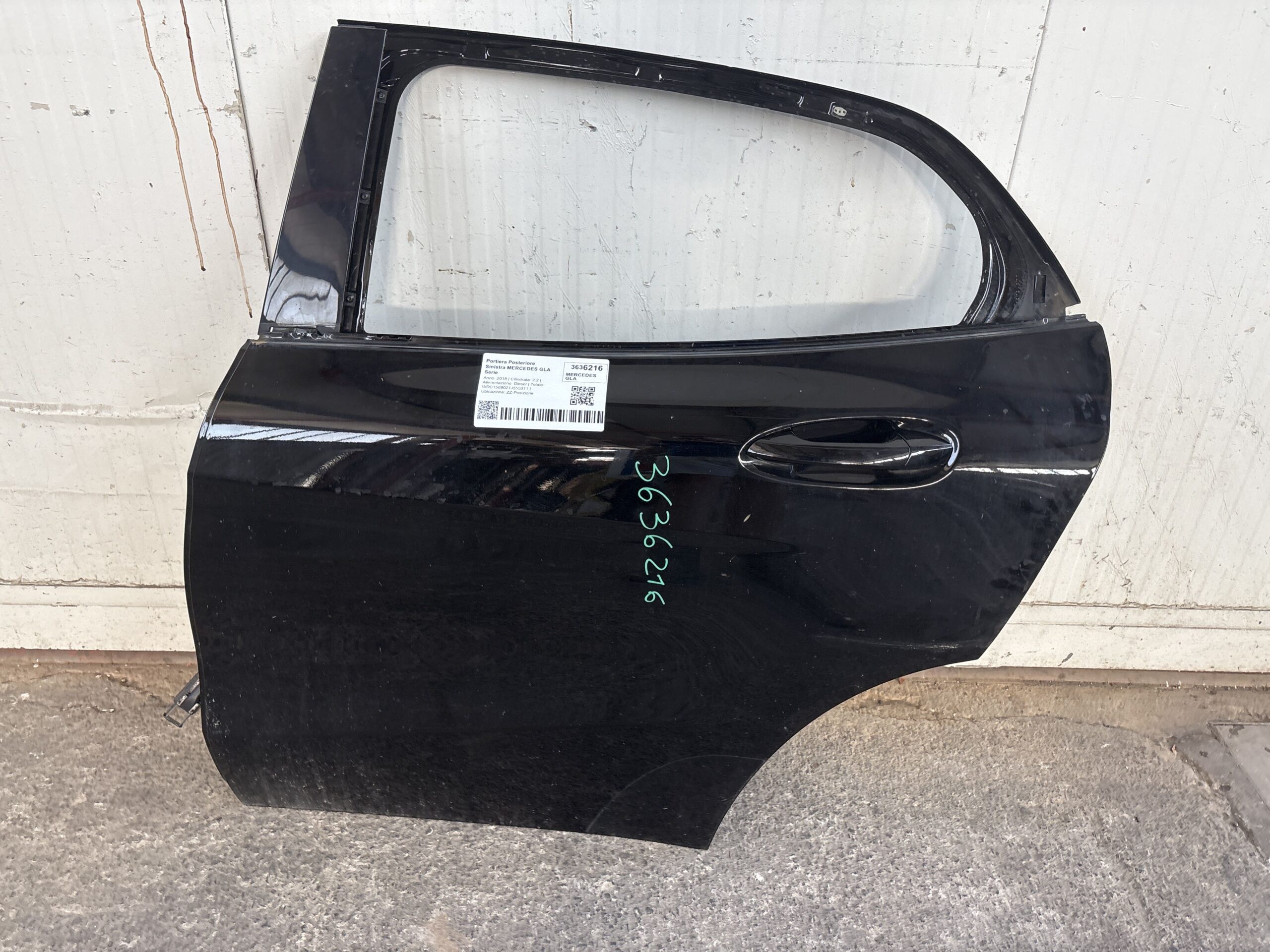 PORTIERA POSTERIORE SINISTRA MERCEDES GLA Serie A1567300105 651930 (13>)