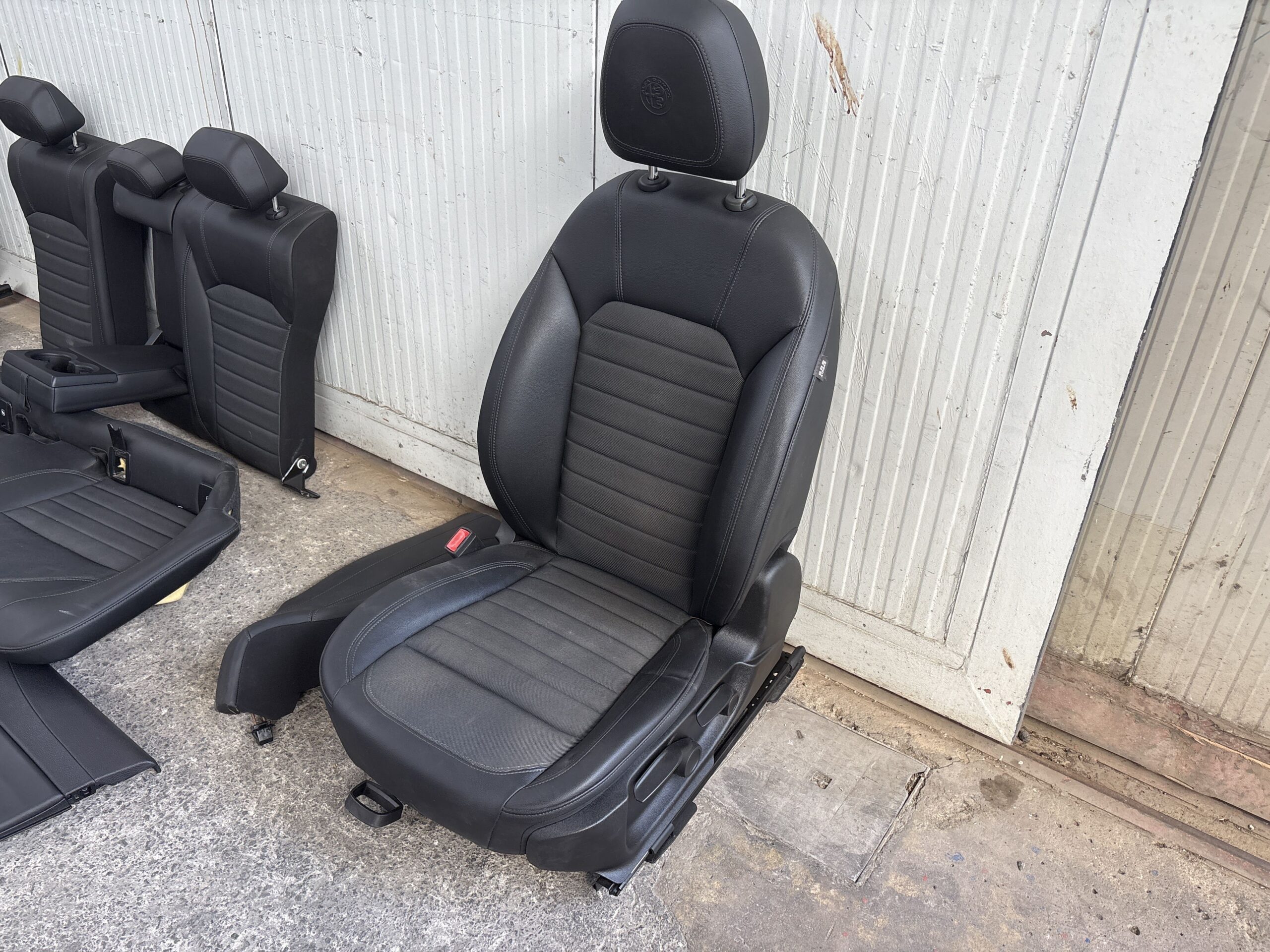 SEDILI ALFA ROMEO Giulia Serie (952_) 6500015485 55268532 (16>)