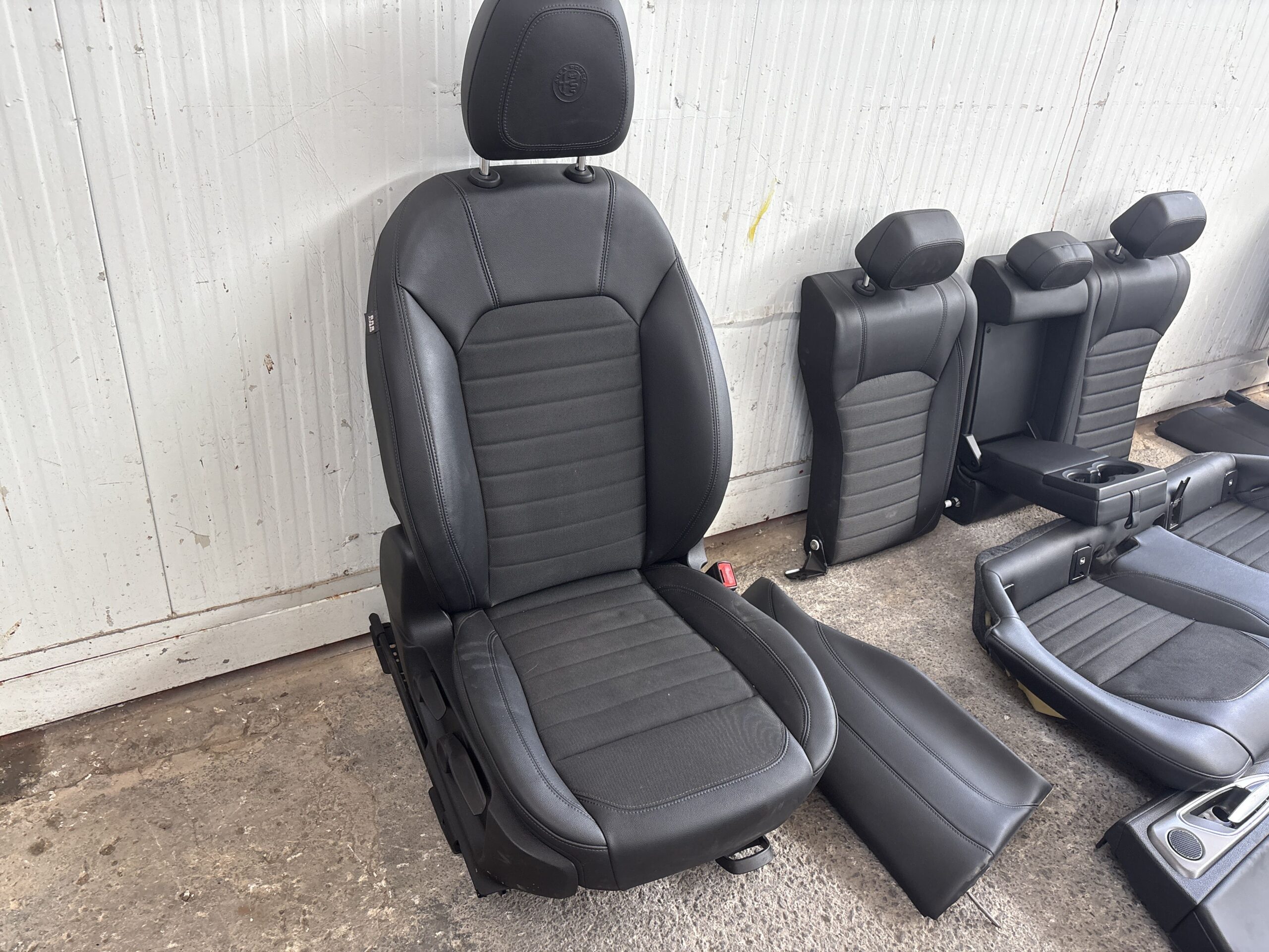 SEDILI ALFA ROMEO Giulia Serie (952_) 6500015485 55268532 (16>)