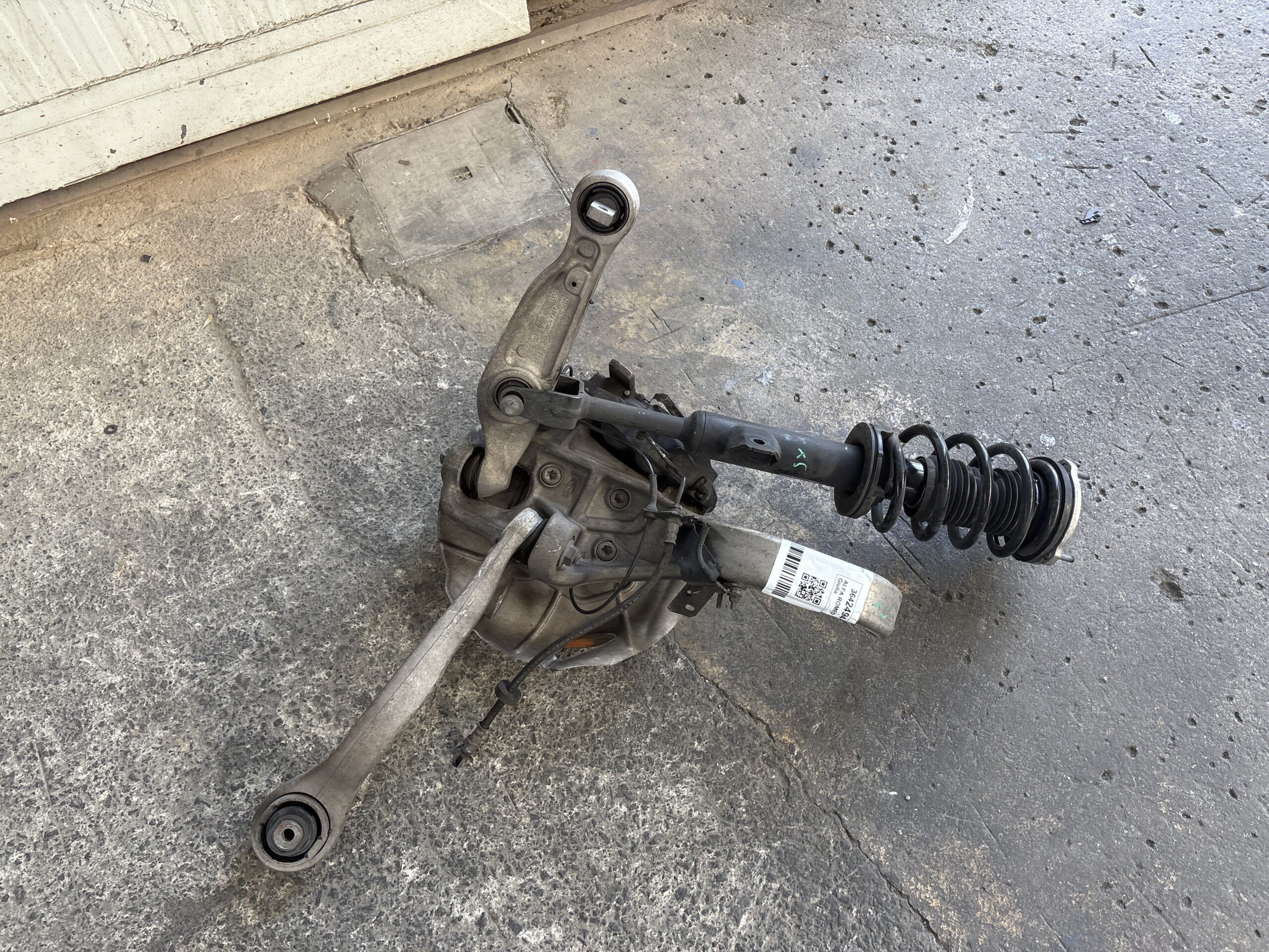 MASSA COMPLETA ANTERIORE SINISTRA ALFA ROMEO Giulia Serie (952_) 50563143 (16>)