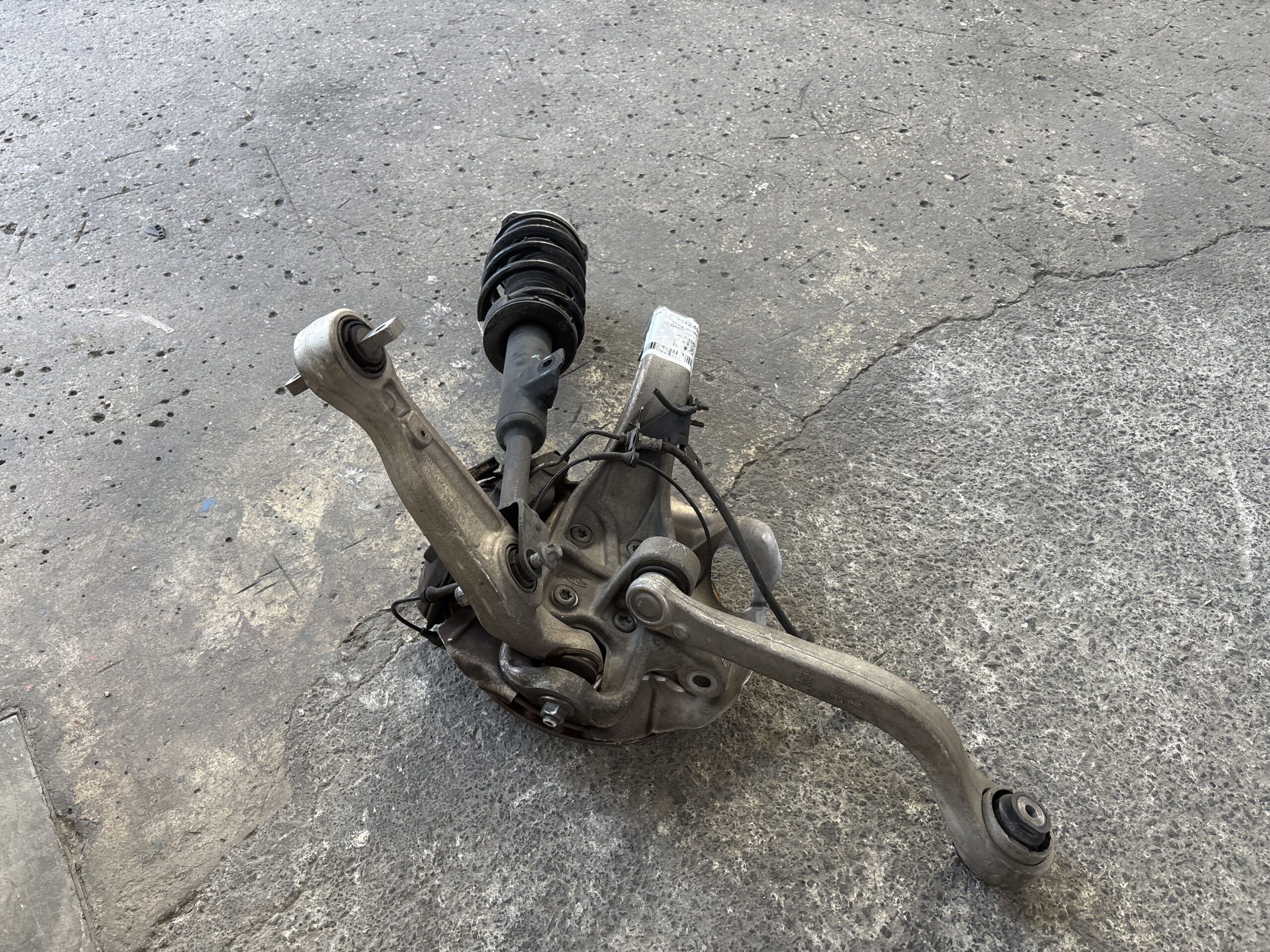 MASSA COMPLETA ANTERIORE SINISTRA ALFA ROMEO Giulia Serie (952_) 50563143 (16>)