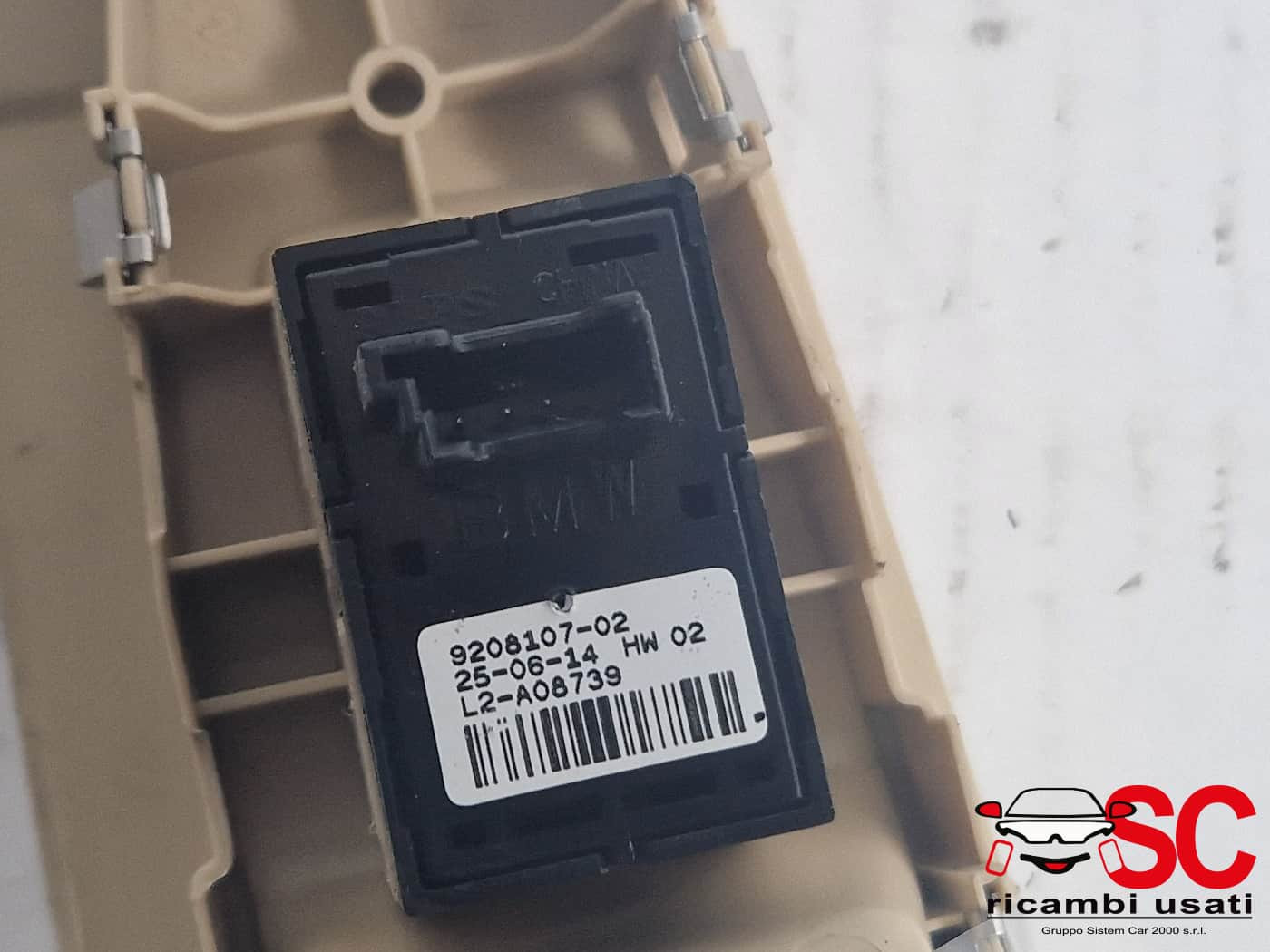 PULSANTE ALZAVETRO POSTERIORE SINISTRO BMW Serie 2 Active Tourer (F45) 9208107 (14>18)