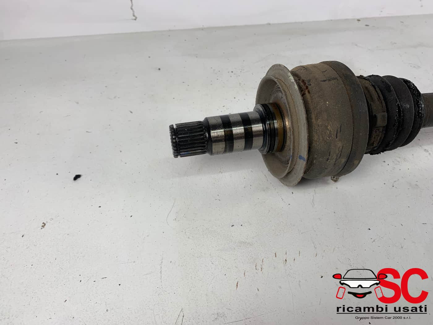 ALBERO DI TRASMISSIONE POSTERIORE MERCEDES Classe C Berlina W203 2° Serie A2043501810 diesel (04>07)