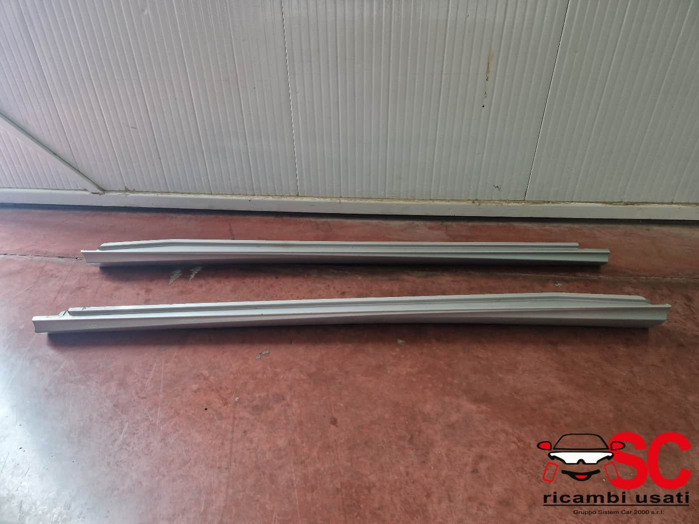 COPPIA SOTTOPORTA DESTRA E SINISTRA MERCEDES Classe A Serie (W176) (12>18)
