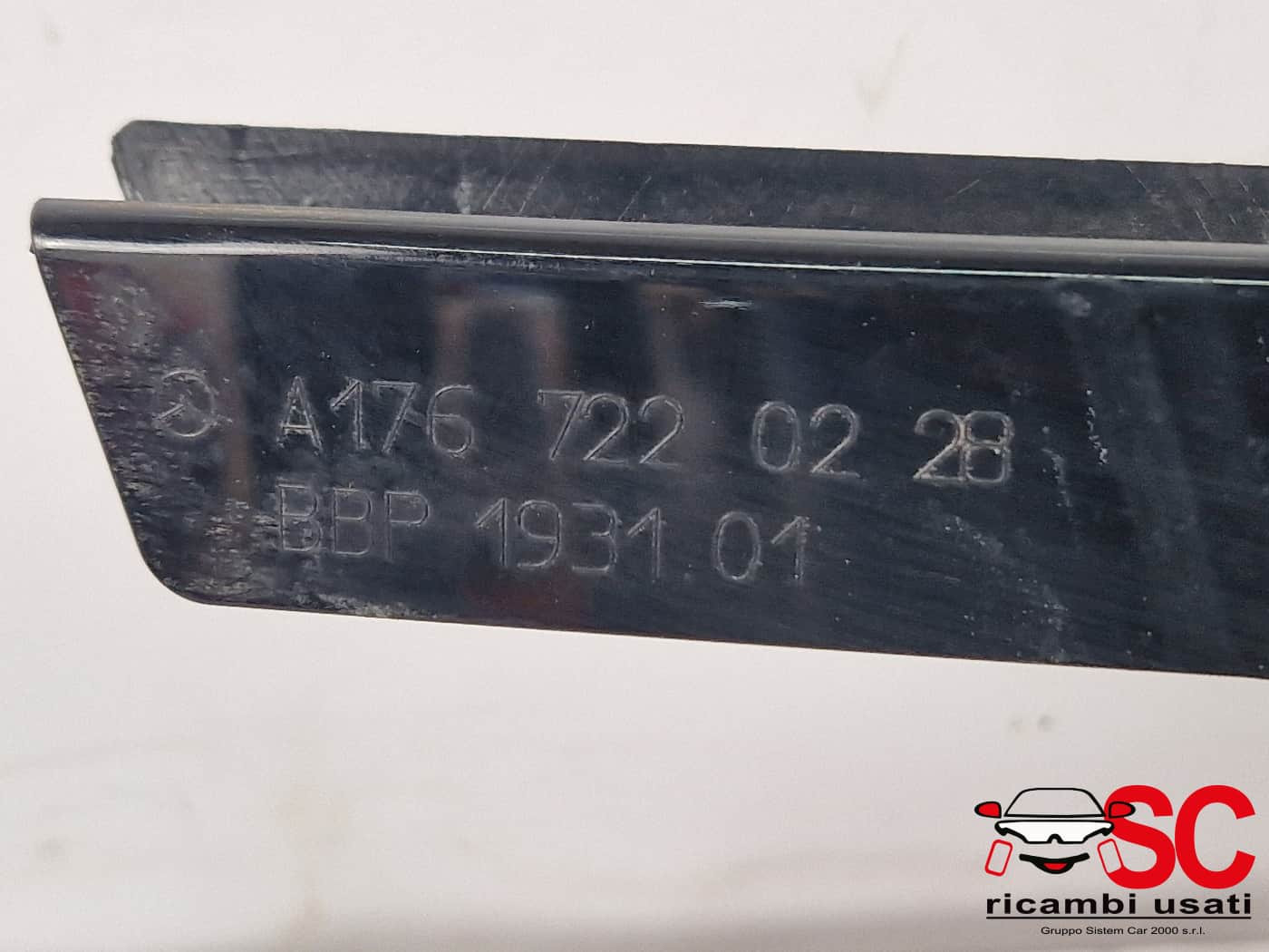 MODANATURA PORTA ANT SX MERCEDES Classe A Serie (W176) A1767220228 (12>18)