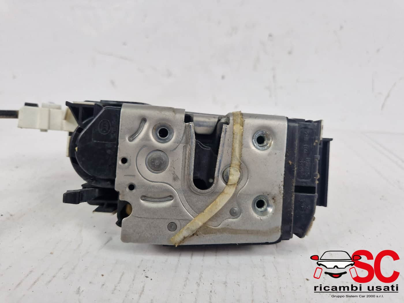 SERRATURA POSTERIORE DESTRA MERCEDES Classe A Serie (W176) A2047302835 (12>18)
