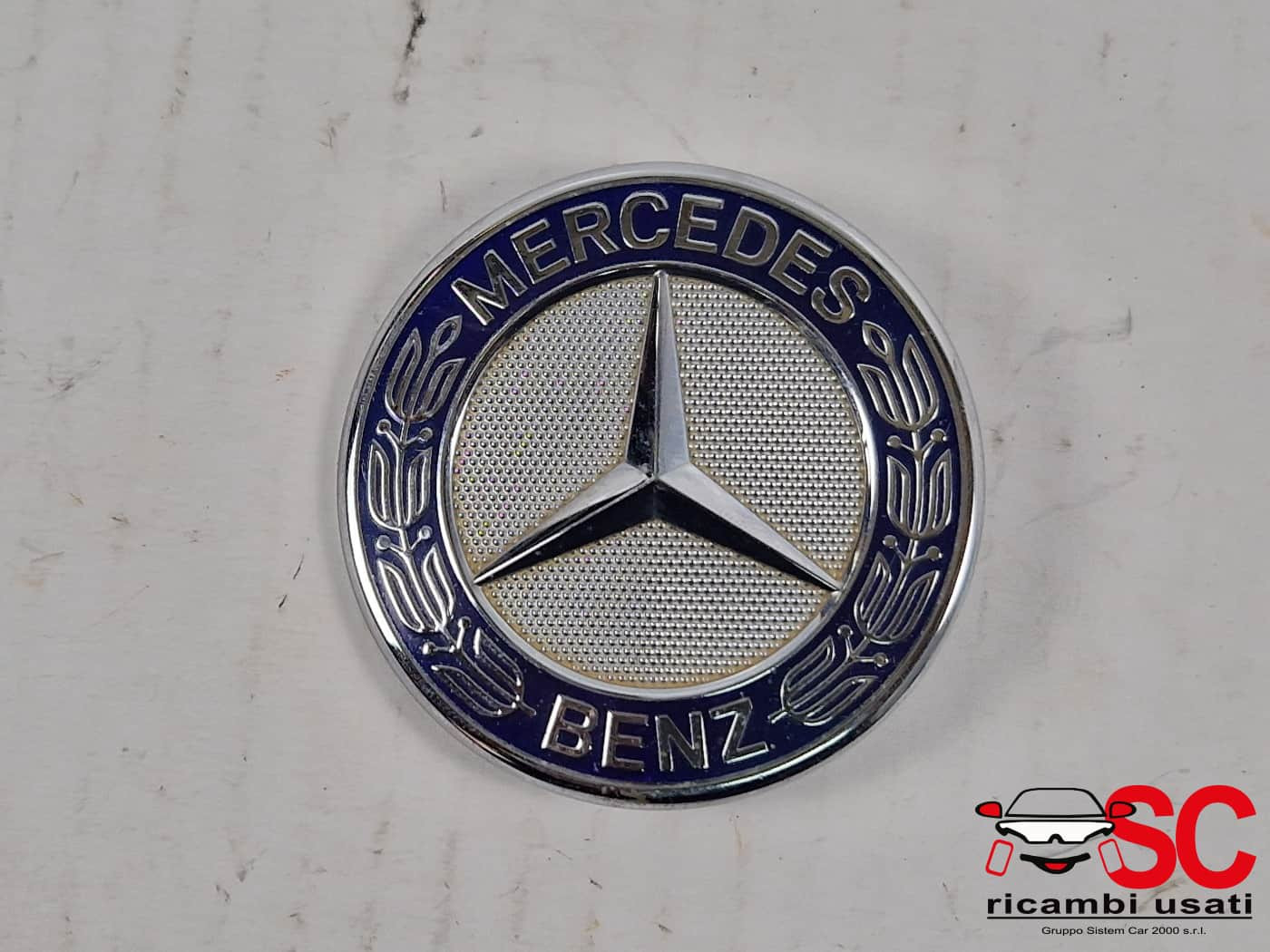 A2188170116 STEMMA FREGIO LOGO ANTERIORE MERCEDES Classe A Serie (W176) diesel