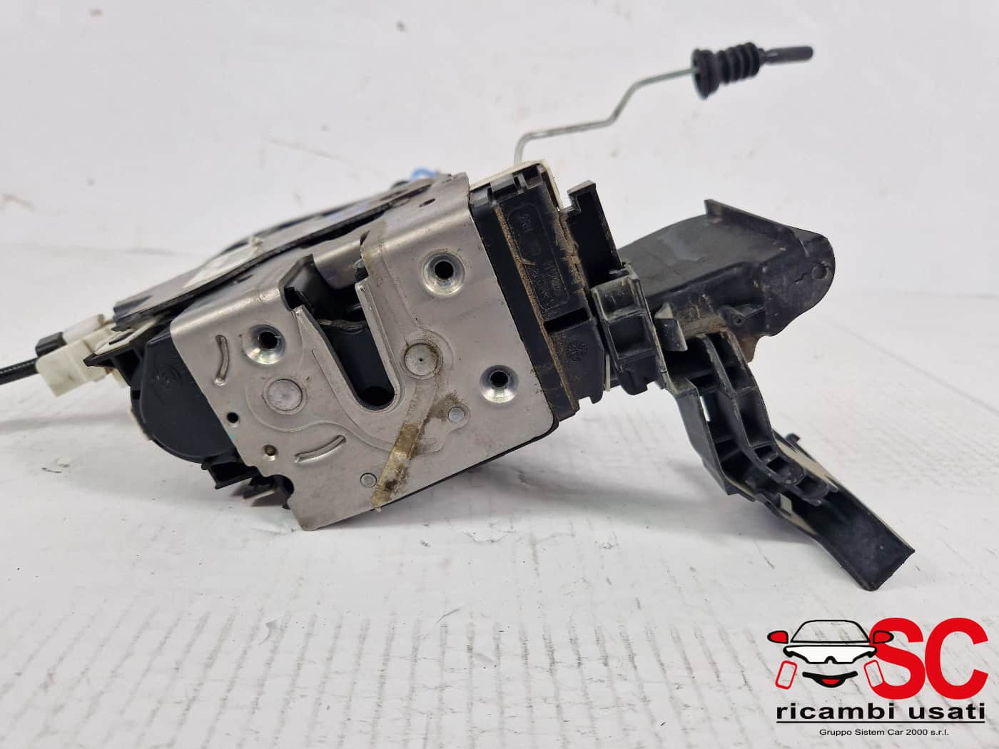 SERRATURA ANTERIORE DESTRA MERCEDES Classe A Serie (W176) A1667200435 (12>18)