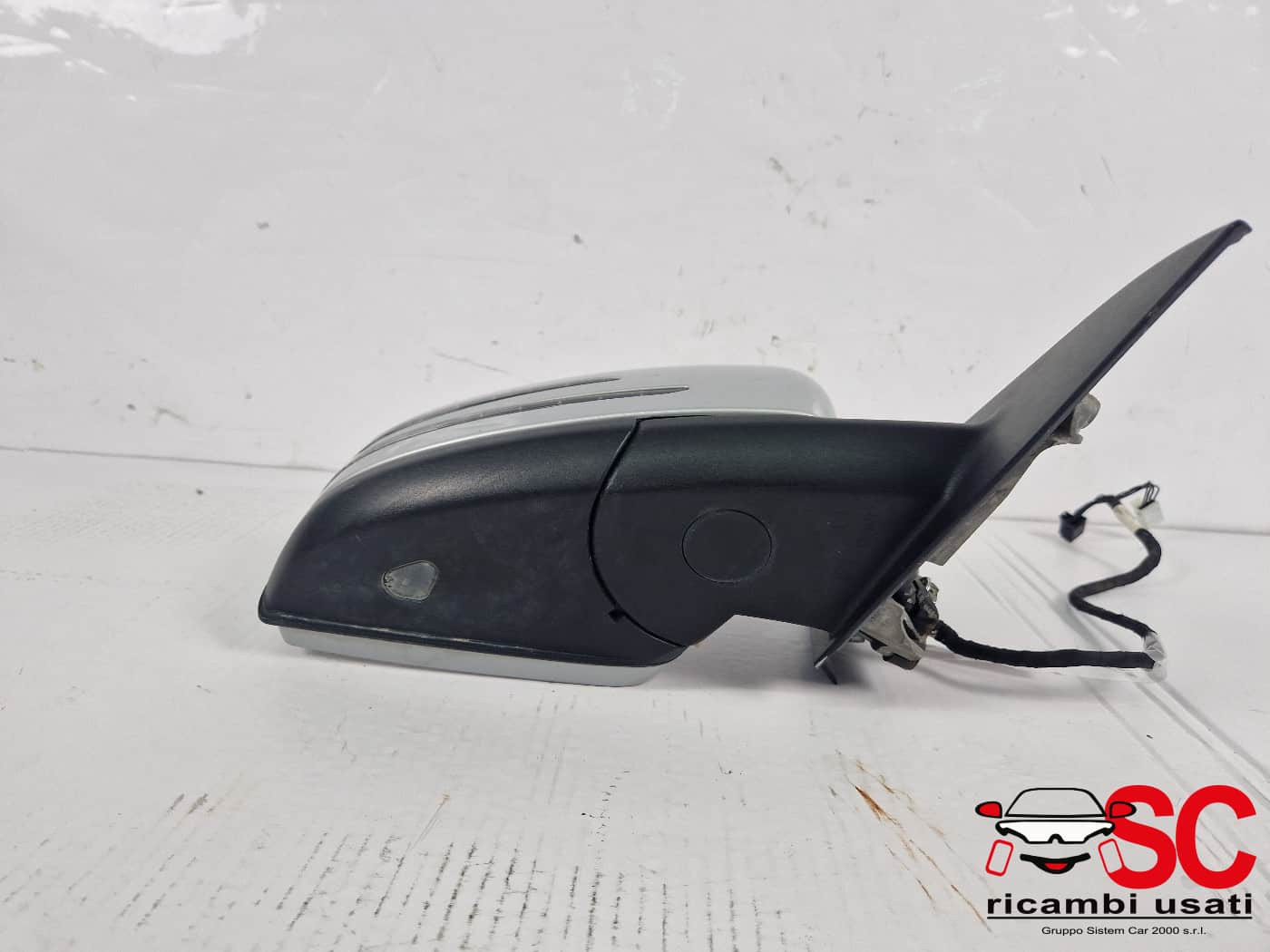 SPECCHIETTO RETROVISORE DESTRO MERCEDES Classe A Serie (W176) A1768106016 (12>18)