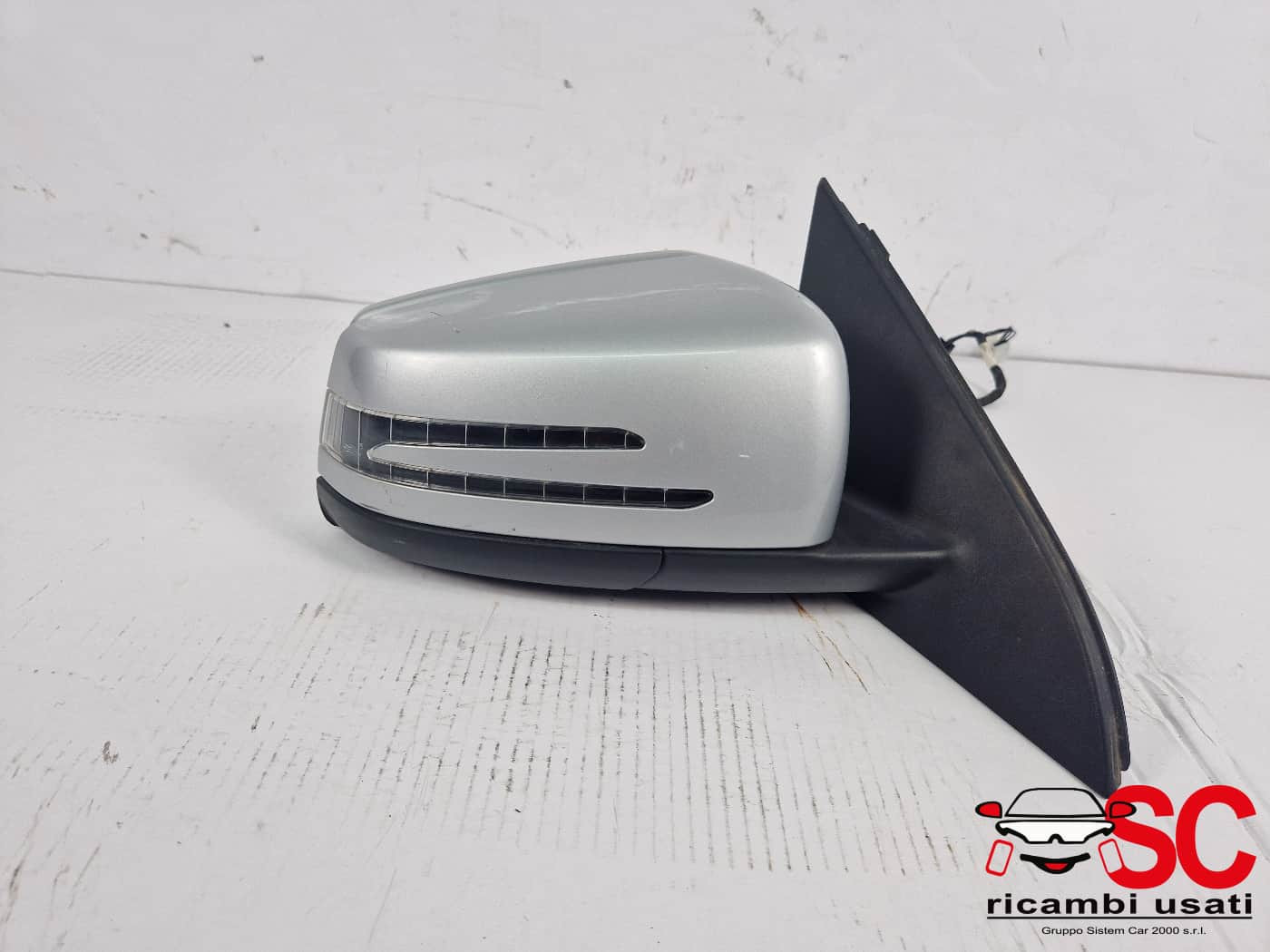 SPECCHIETTO RETROVISORE DESTRO MERCEDES Classe A Serie (W176) A1768106016 (12>18)