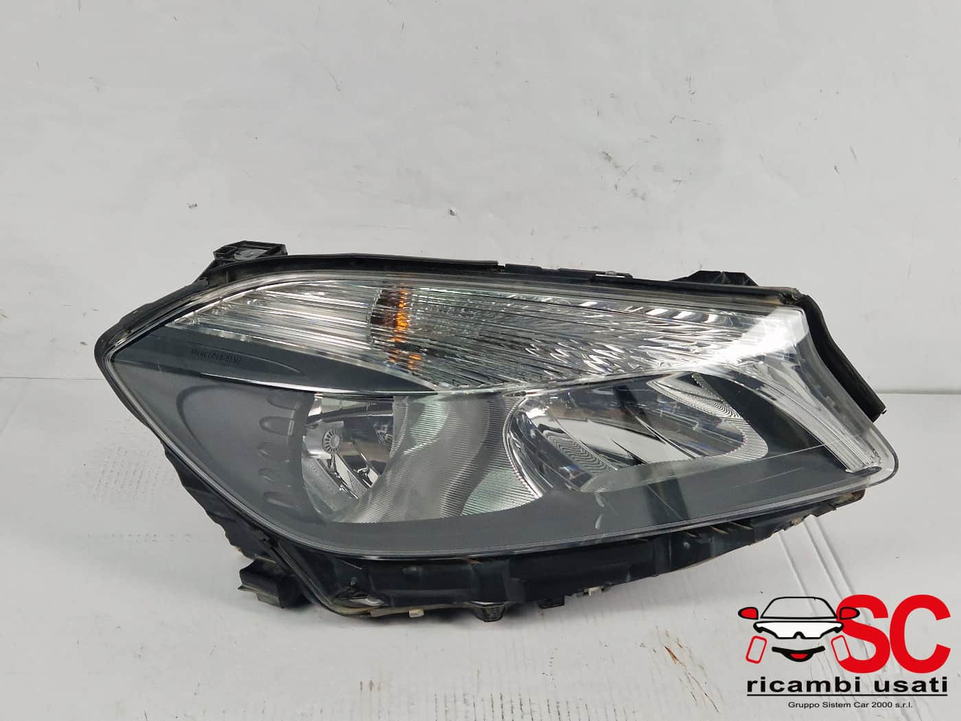 FARO ANTERIORE DESTRO MERCEDES Classe A Serie (W176) A1768203961 (12>18)