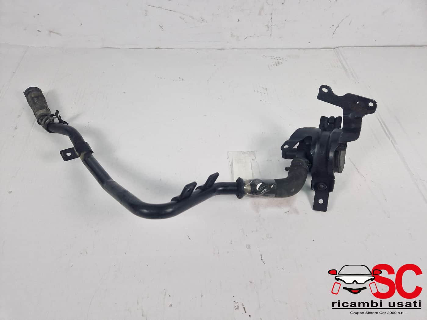 A0005000686 POMPA ACQUA MERCEDES Classe A Serie (W176) diesel