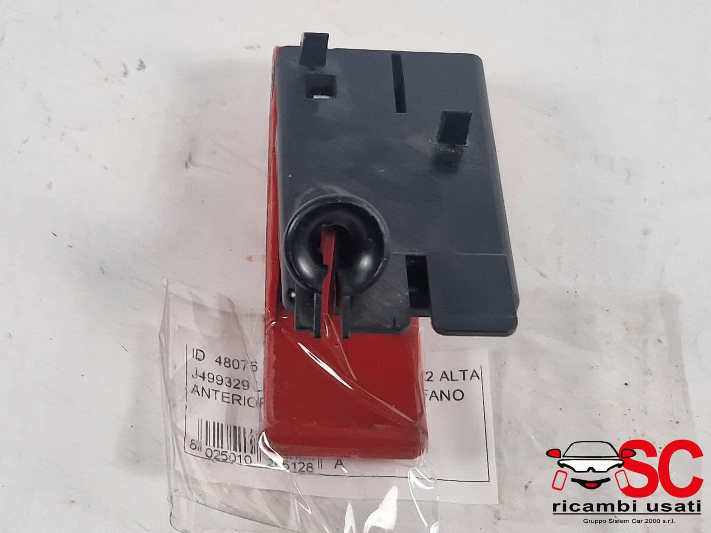 LEVA APERTURA COFANO ANTERIORE MERCEDES Classe A Serie (W176) A2048800900 (12>18)