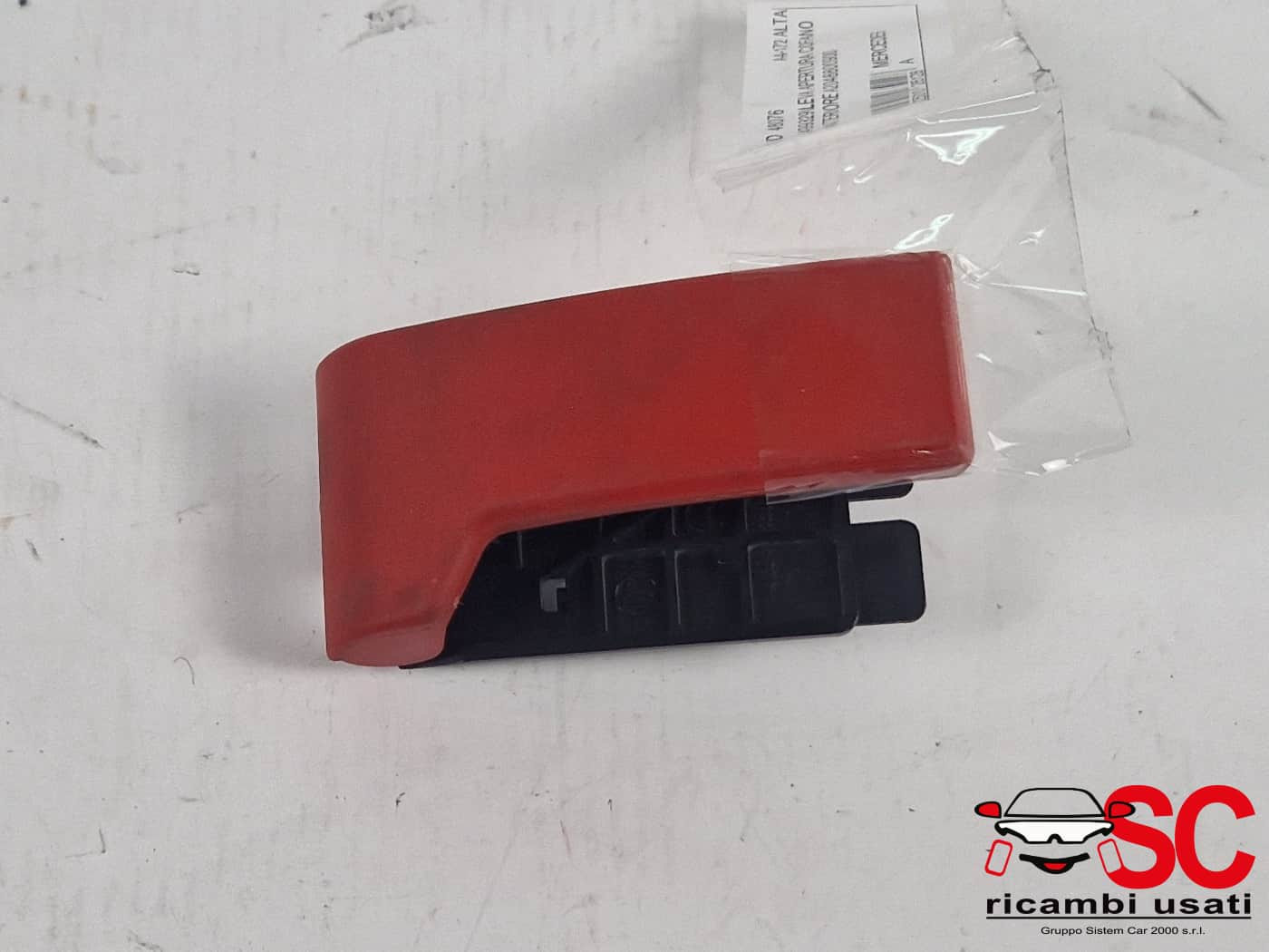 LEVA APERTURA COFANO ANTERIORE MERCEDES Classe A Serie (W176) A2048800900 (12>18)