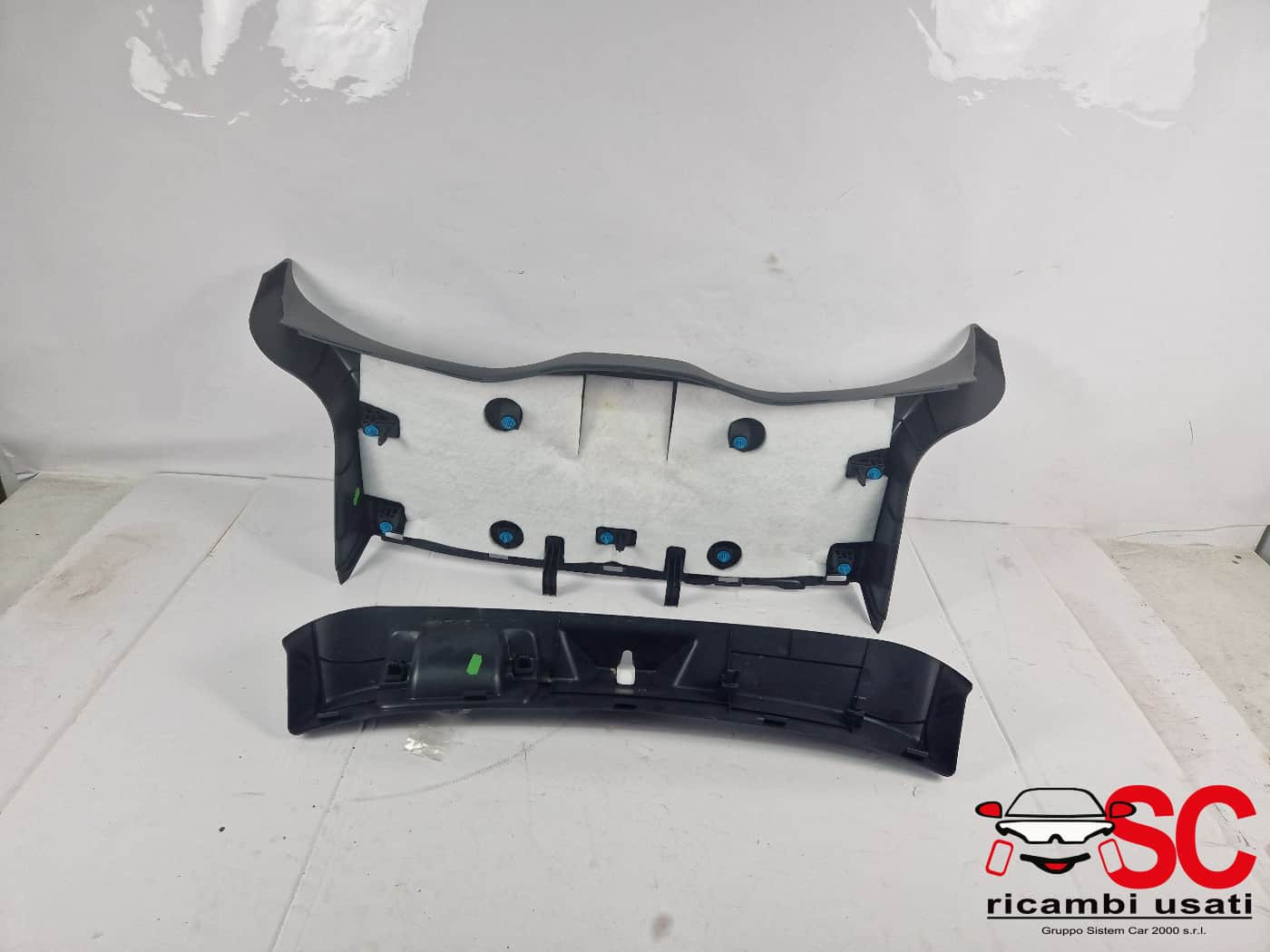 RIVESTIMENTO PLASTICA INTERNO PORTELLONE POST MERCEDES Classe A Serie (W176) A1767403300 (12>18)