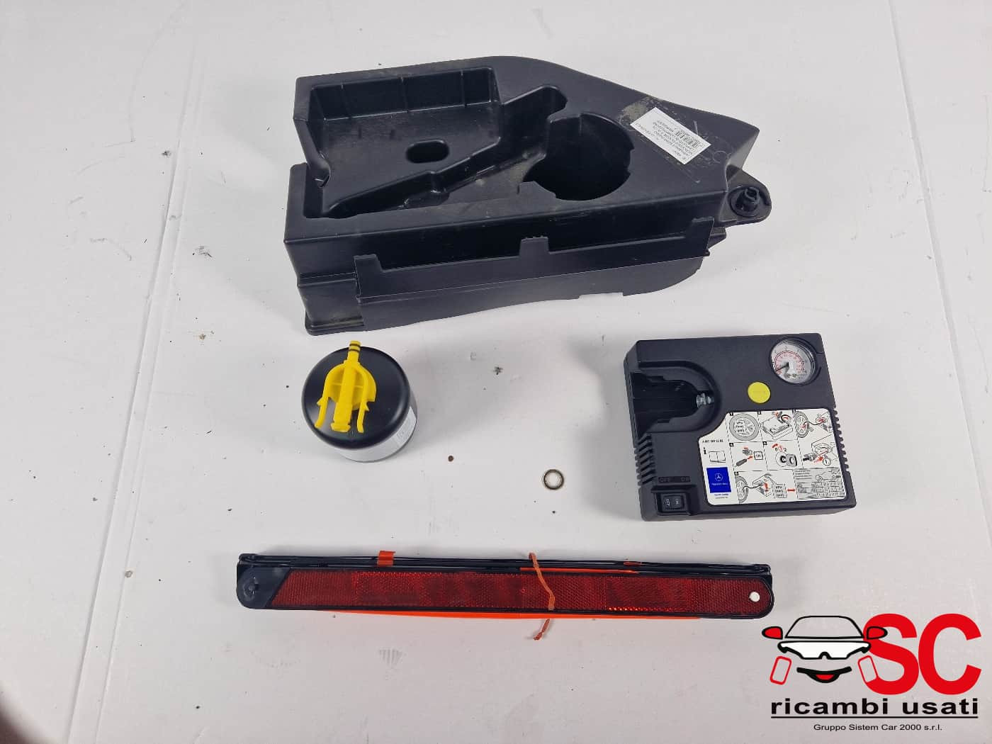KIT GONFIAGGIO RUOTE MERCEDES Classe A Serie (W176) (12>18)