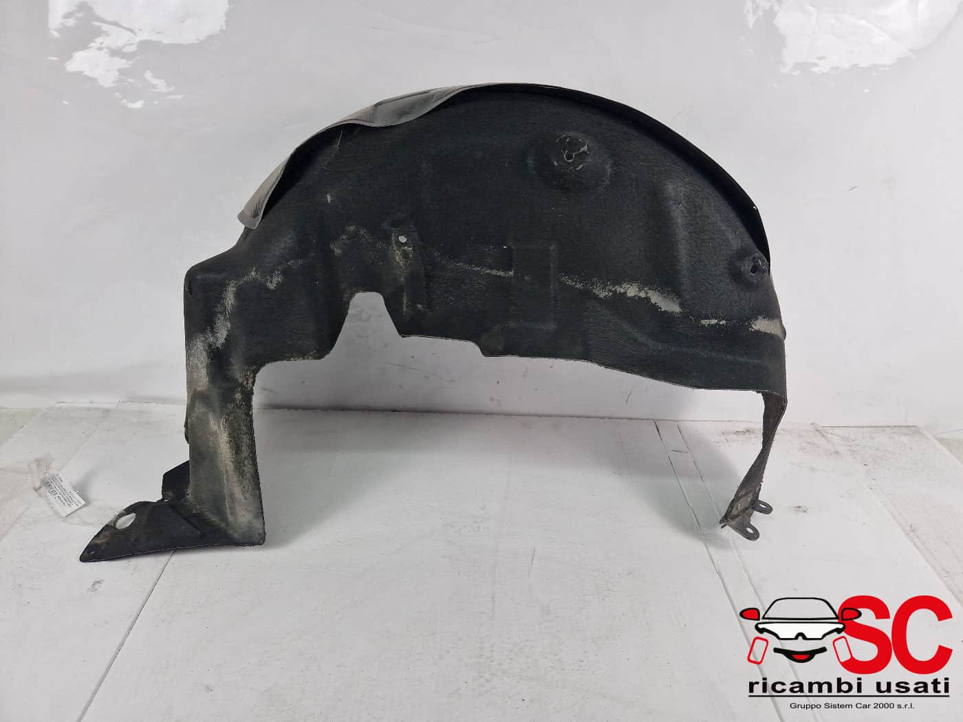 PASSARUOTA POST SX MERCEDES Classe A Serie (W176) A1766900100 (12>18)