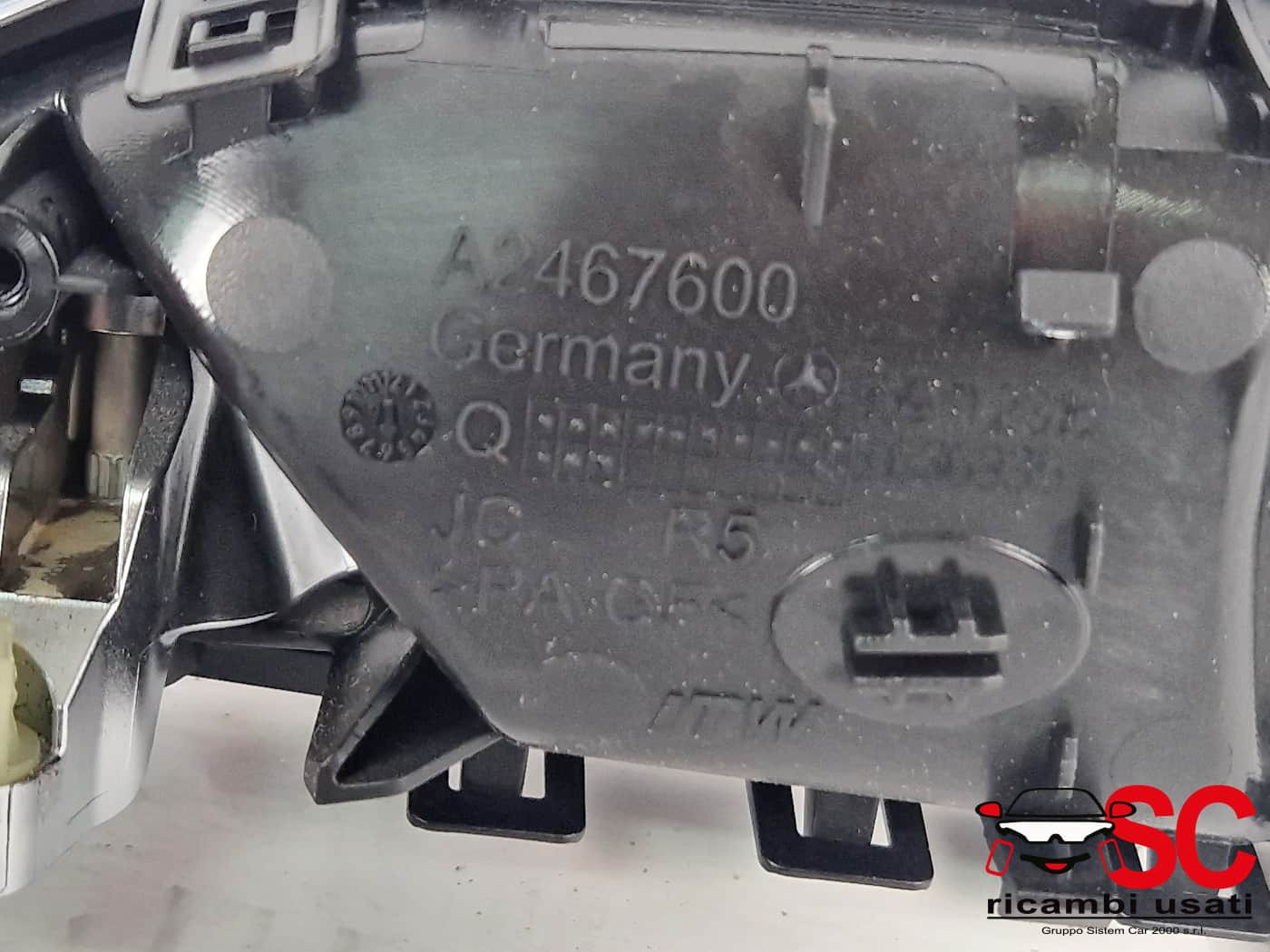MANIGLIA INTERNA ANTERIORE DESTRA MERCEDES Classe A Serie (W176) A2467201248 (12>18)
