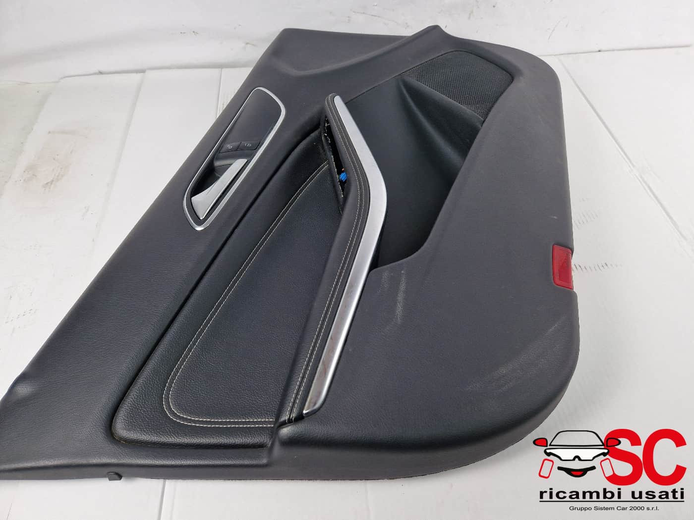 PANNELLO INTERNO PORTIERA ANT SX MERCEDES Classe A Serie (W176) A1767204300 (12>18)