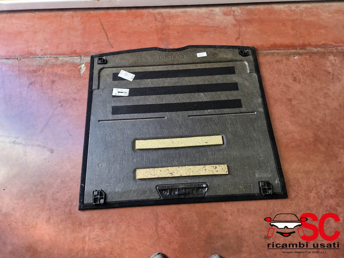 PANNELLO INTERNO BAGAGLIAIO MERCEDES GLE W167 A1676808905 (18>)