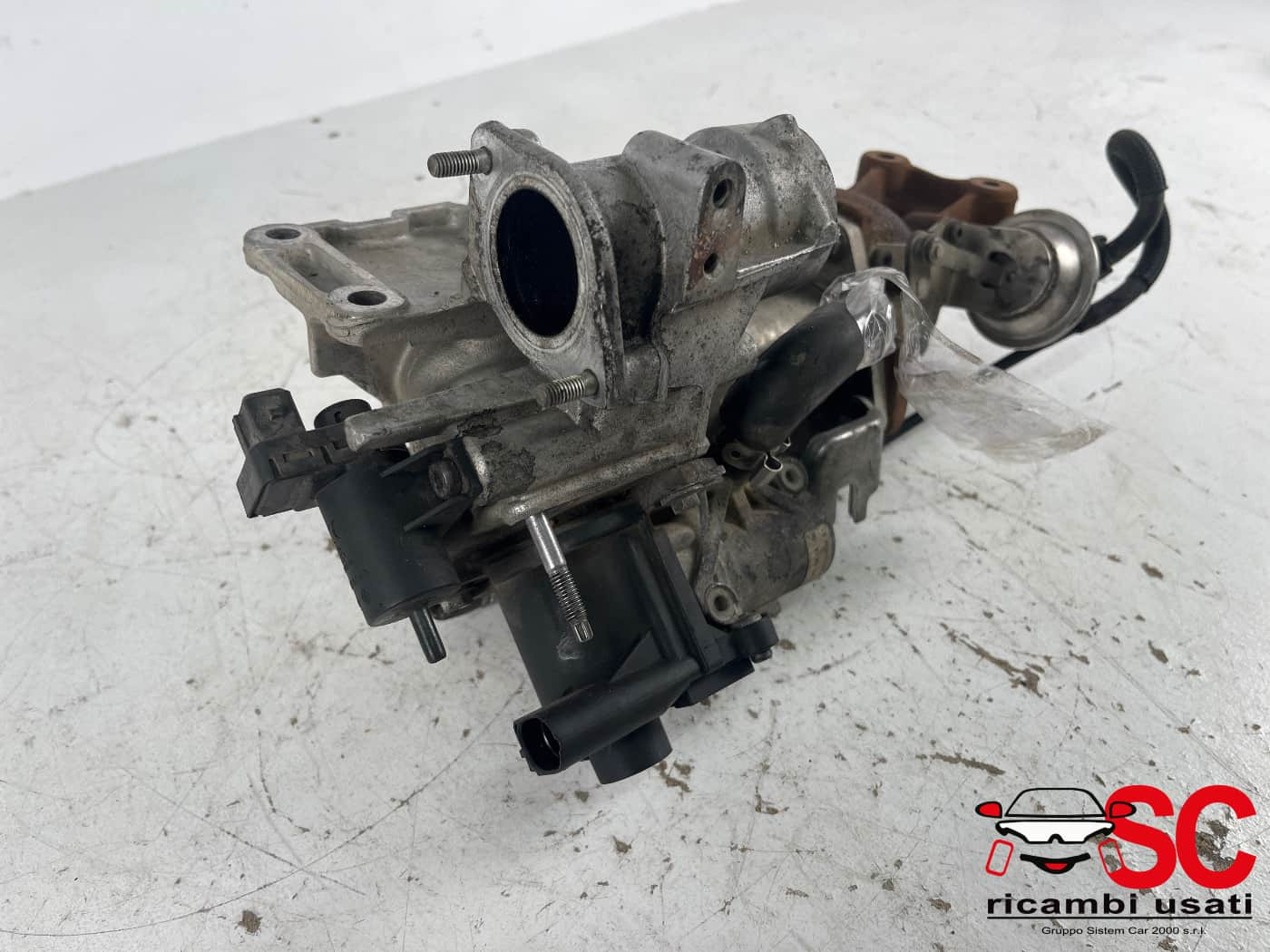 1495600Q1D GRUPPO VALVOLA EGR NISSAN Juke Serie F15 Diesel