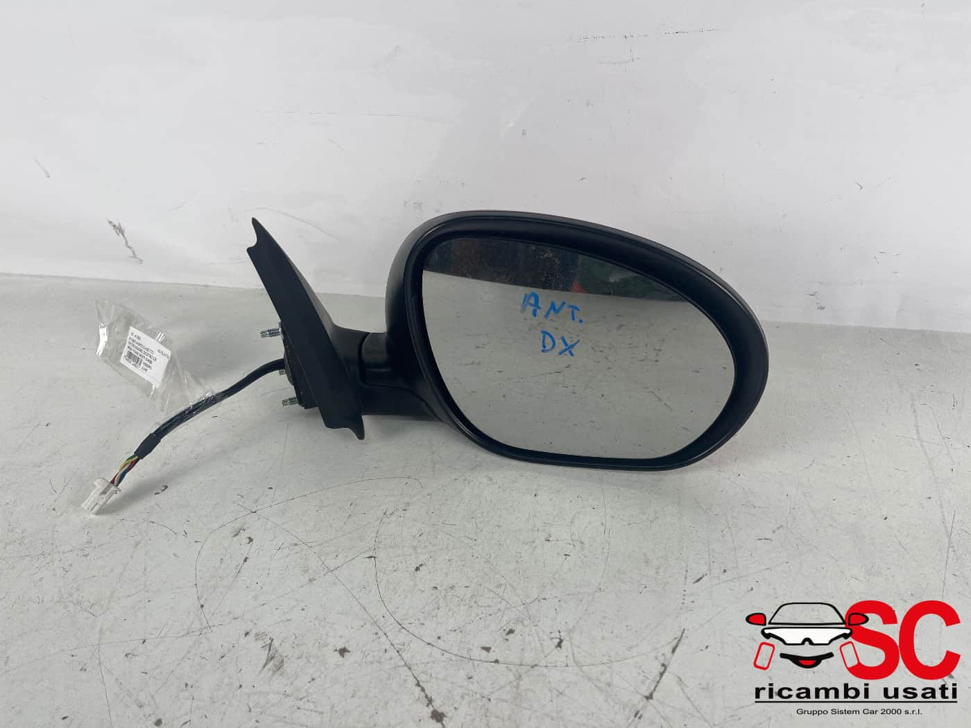 SPECCHIETTO RETROVISORE DESTRO NISSAN Juke Serie F15 963011KA0B (14>18)