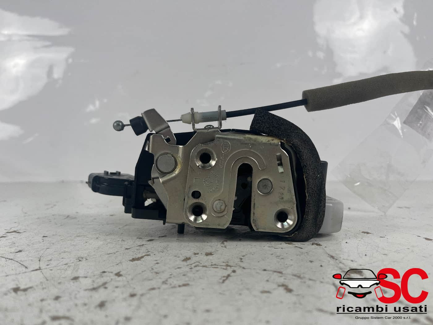 SERRATURA POSTERIORE SINISTRA NISSAN Juke Serie F15 825011KA2A (14>18)