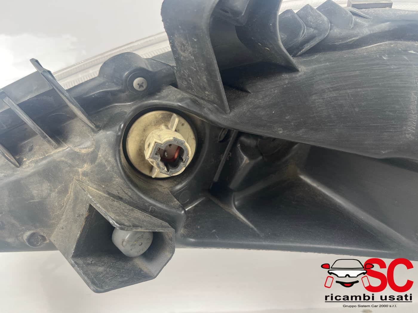 FARO ANTERIORE SINISTRO NISSAN Juke Serie F15 261251KL0B (14>18)