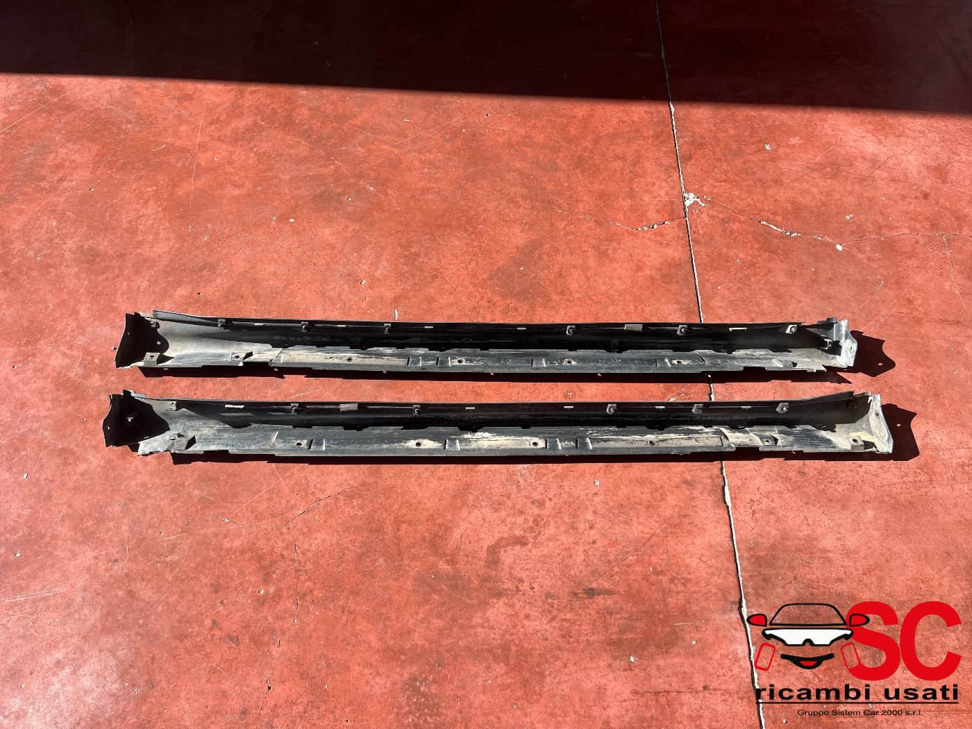 COPPIA SOTTOPORTA DESTRA E SINISTRA NISSAN Juke Serie F15 768511KA6A (14>18)