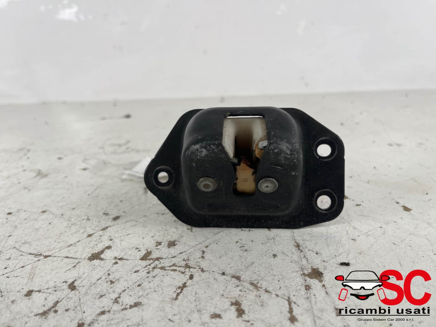 SERRATURA PORTELLONE POSTERIORE NISSAN Juke Serie F15 90502EN00A (14>18)