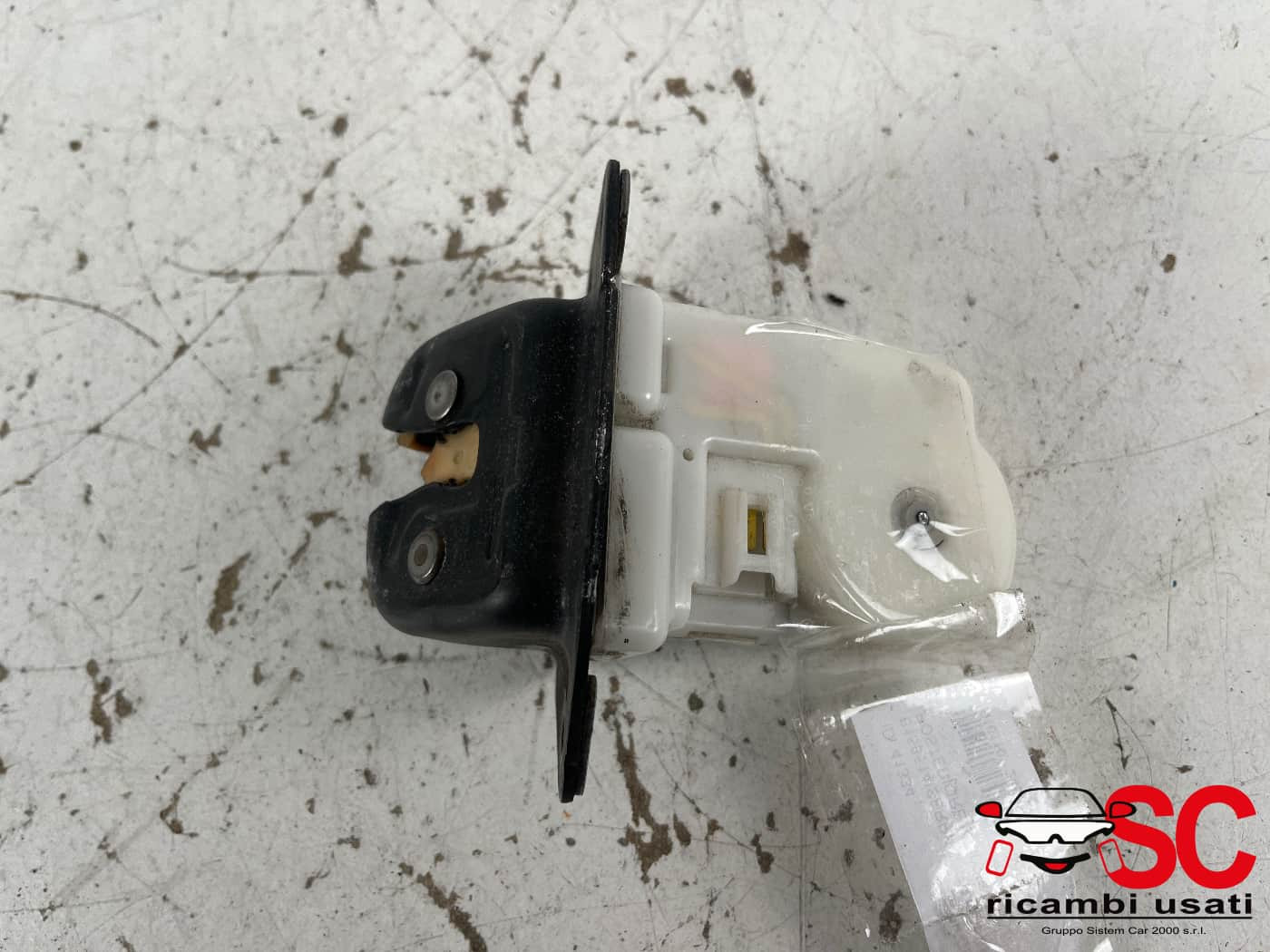 SERRATURA PORTELLONE POSTERIORE NISSAN Juke Serie F15 90502EN00A (14>18)
