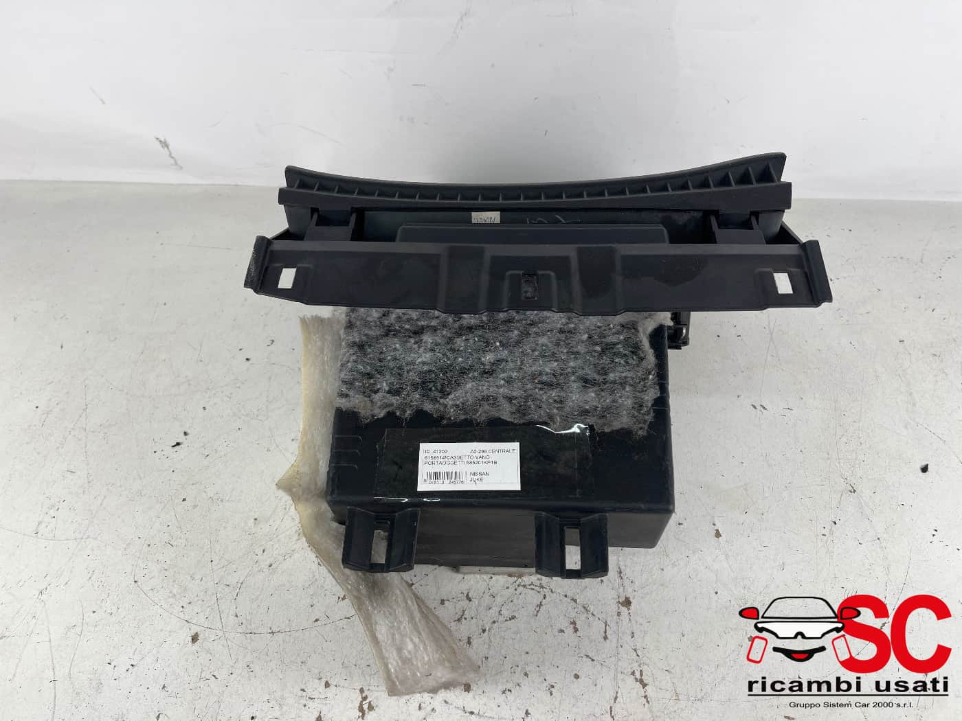 VANO PORTAOGGETTI NISSAN Juke Serie F15 685201KP1B (14>18)