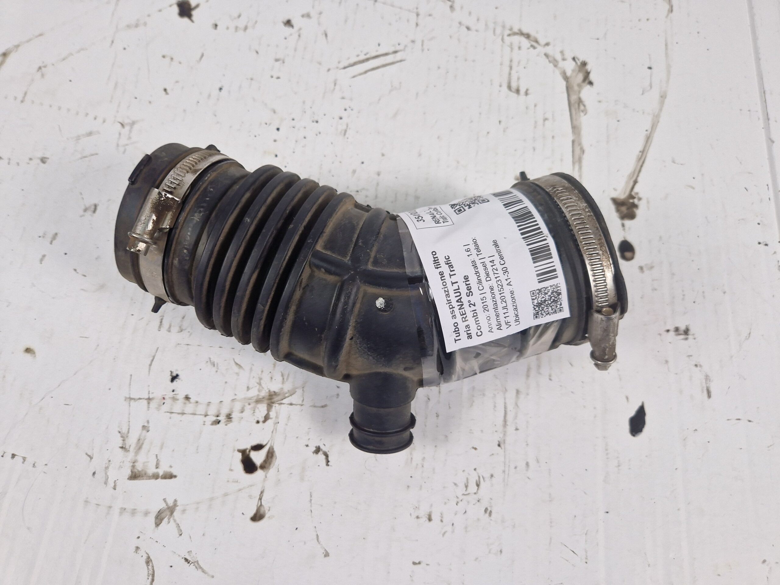 165750686R TUBO ASPIRAZIONE FILTRO ARIA RENAULT Trafic Combi 2° Serie Diesel 1.6 R9M503
