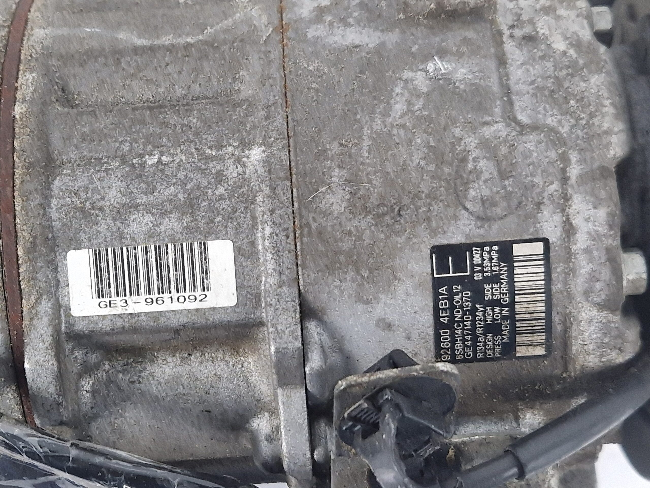 926004EB1A COMPRESSORE A/C RENAULT Trafic Combi 2° Serie Diesel 1.6 R9M503