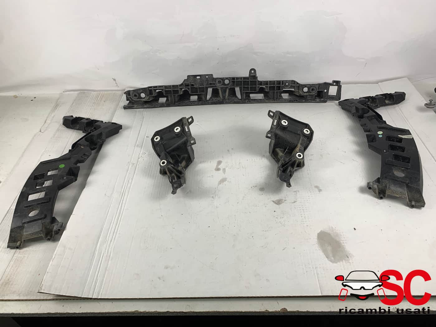 SUPPORTI PARAURTI POSTERIORE OPEL Astra L Serie 9839852380 (21>)