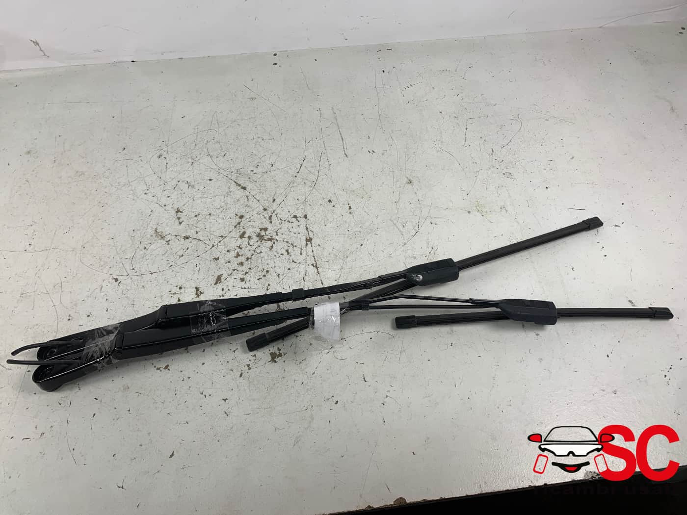 BRACCI TERGI ANT. OPEL Astra L Serie (21>)
