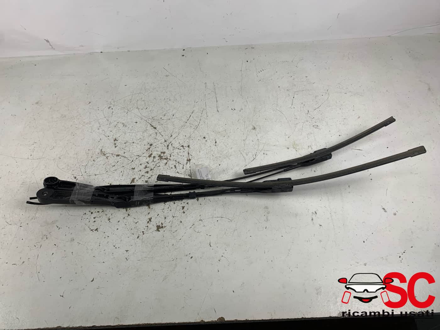 BRACCI TERGI ANT. OPEL Astra L Serie (21>)