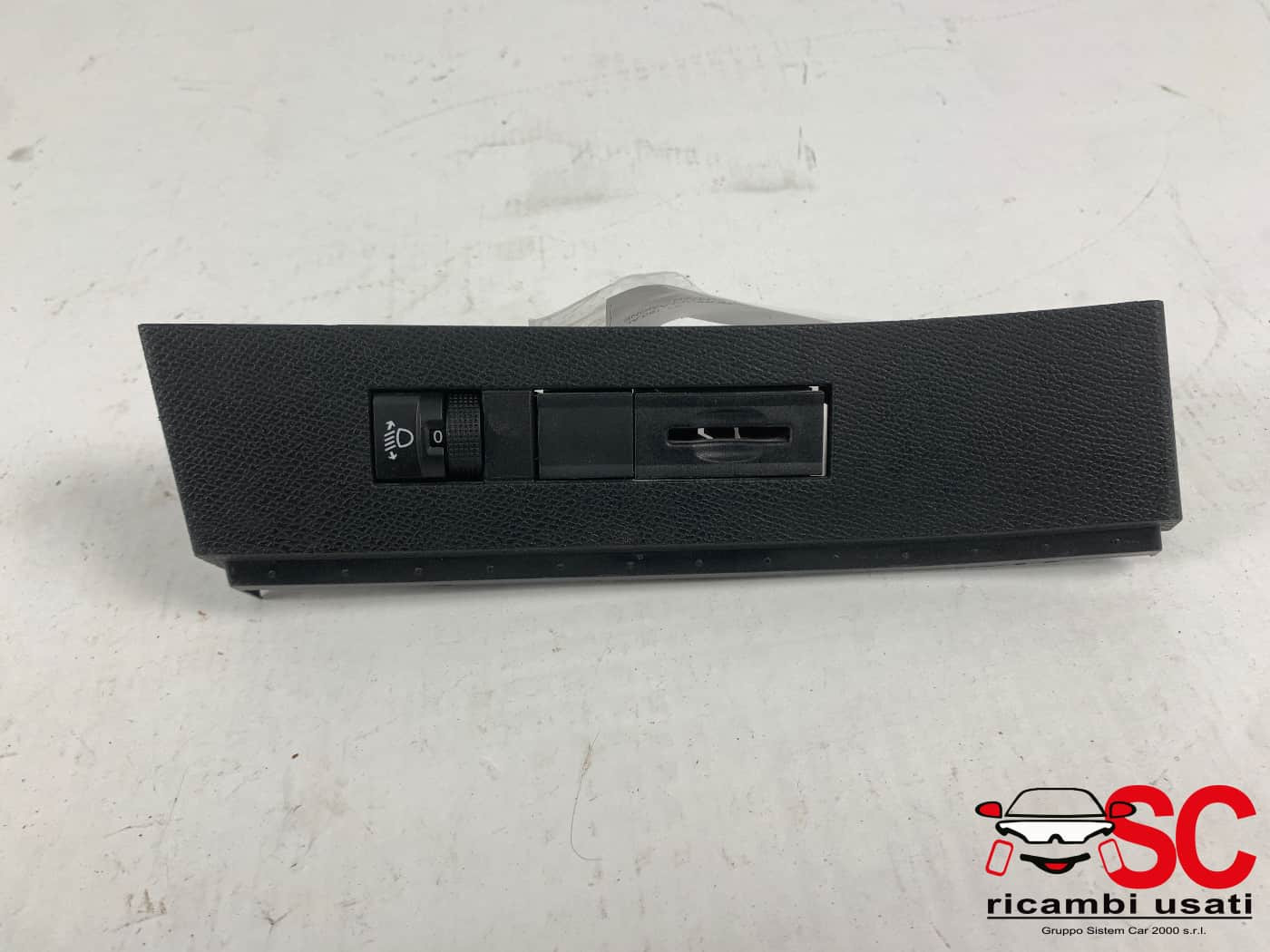 PULSANTE REGOLAZIONE ALTEZZA FARI OPEL Astra L Serie 98095437ZD (21>)