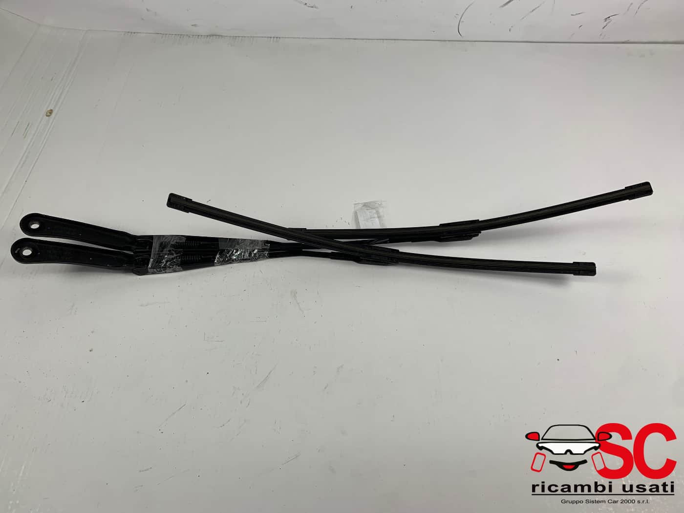 BRACCI TERGI ANT. BMW X2 F39 7429708 (18>)