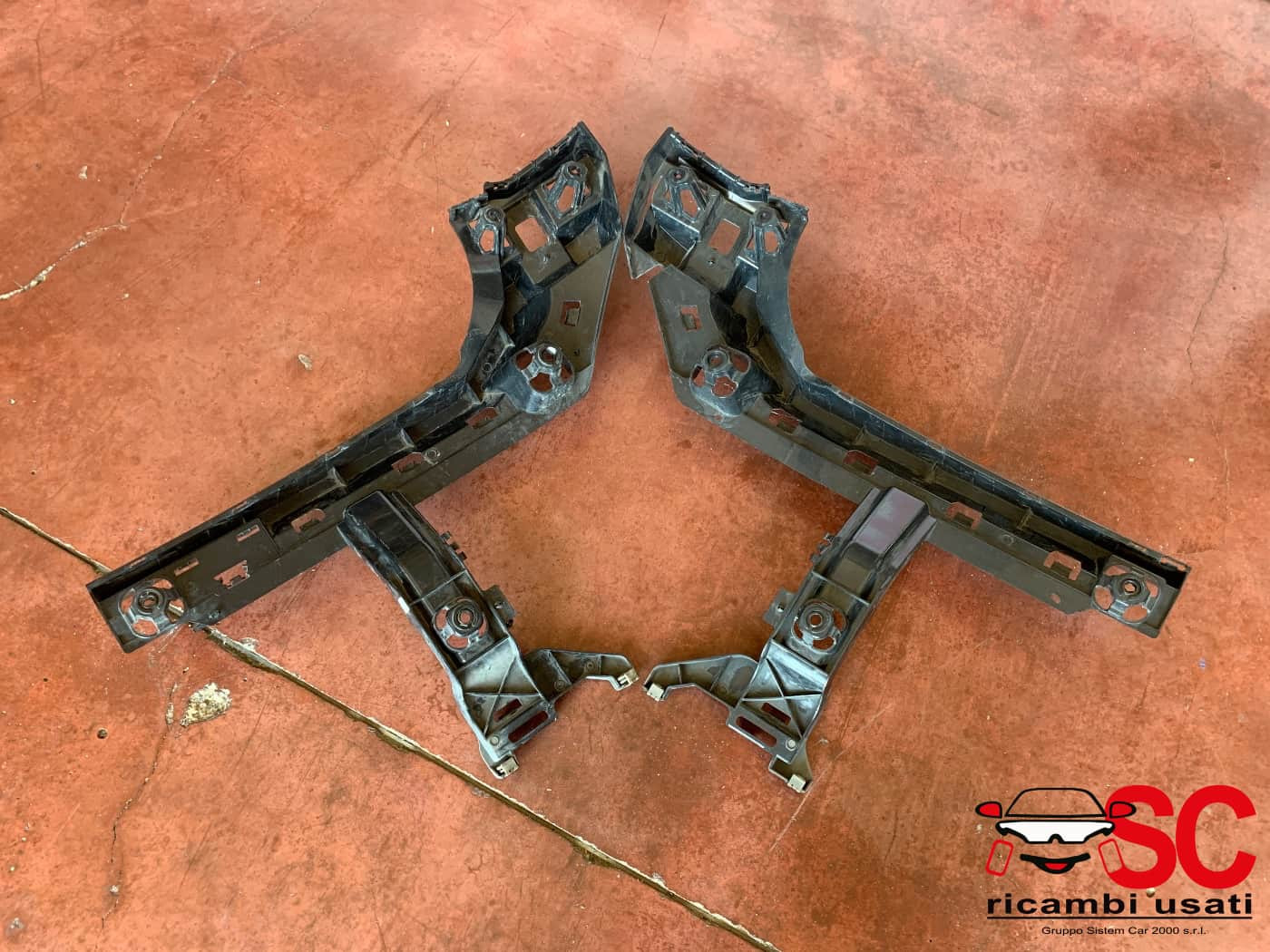 SUPPORTI PARAURTI POSTERIORE BMW X2 F39 51127426440 (18>)