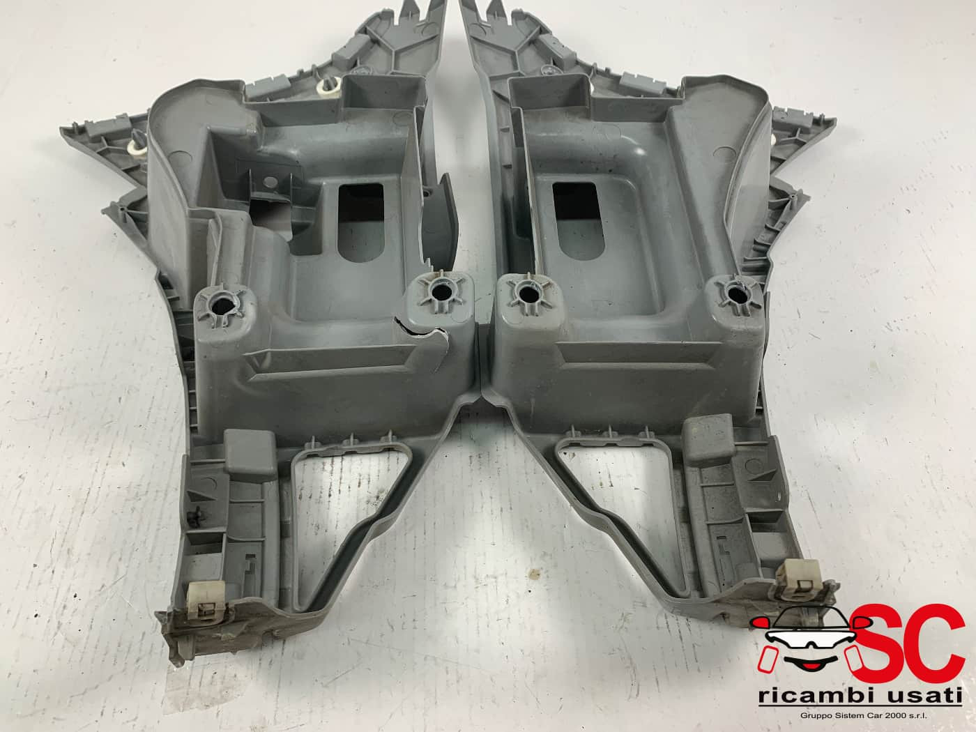 SUPPORTI PARAURTI POSTERIORE BMW X2 F39 51128069141 (18>)