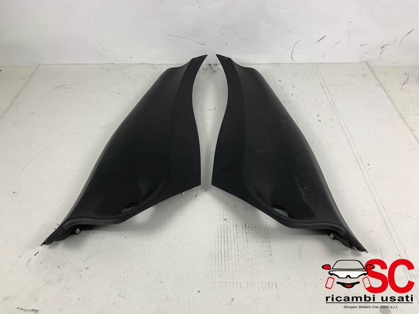 RIVESTIMENTO MONTANTE POSTERIORE SX E DX BMW X2 F39 51437450394 (18>)