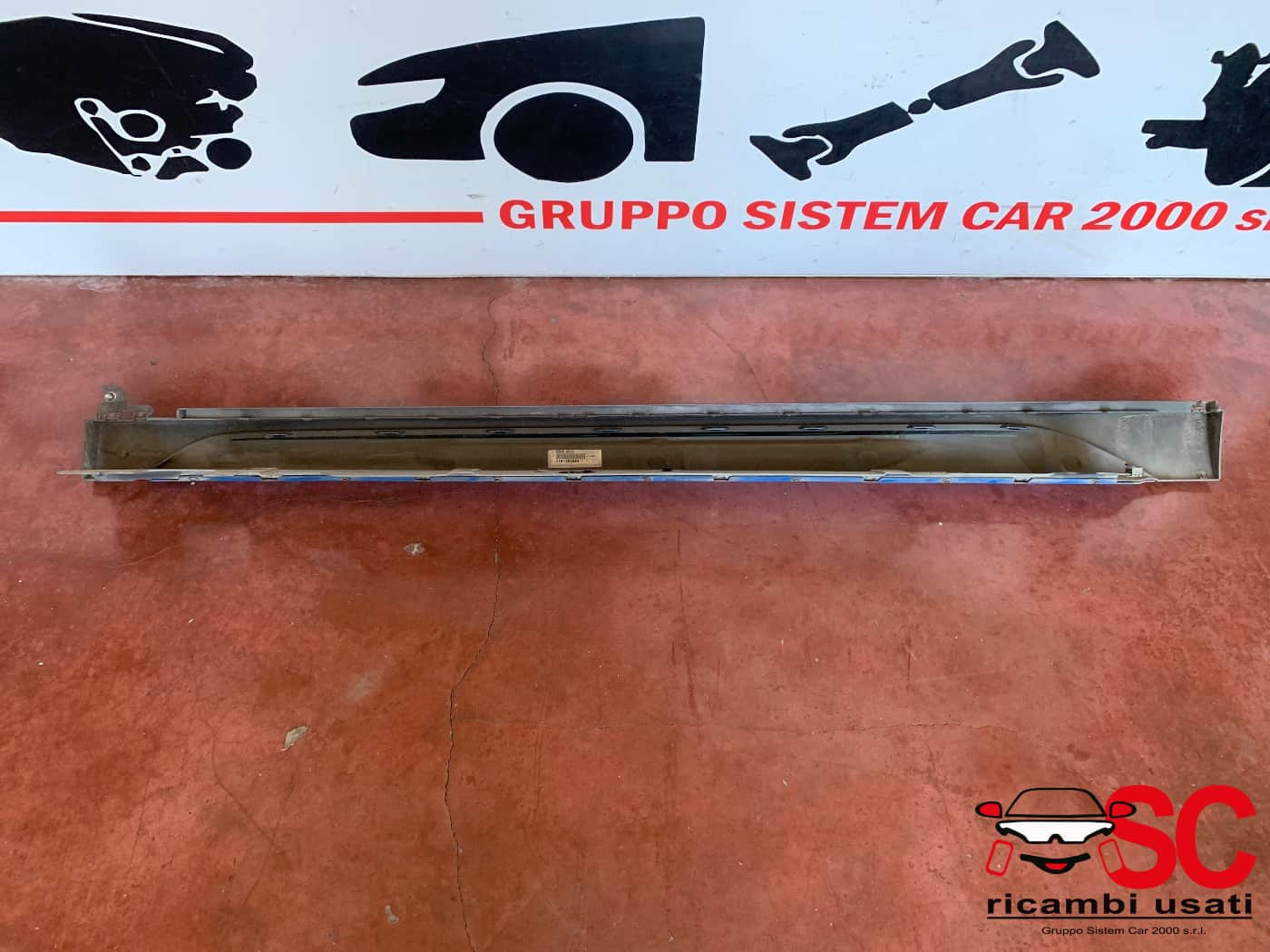SOTTOPORTA DESTRO BMW X2 F39 51778069154 (18>)