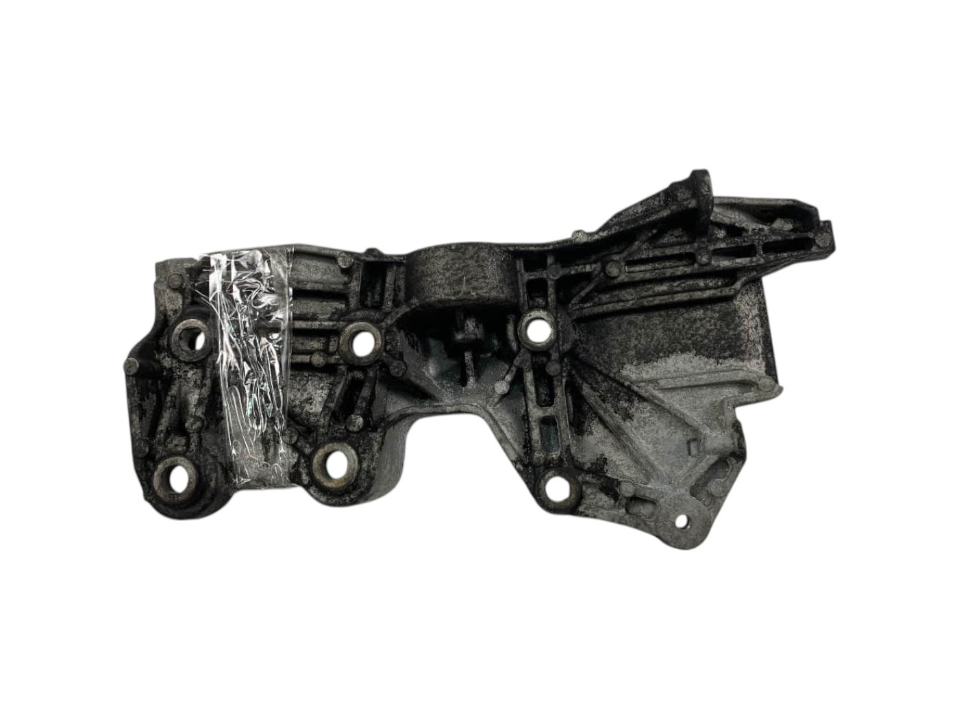 117105989R SUPPORTO ALTERNATORE MERCEDES Classe A Serie (W177) diesel