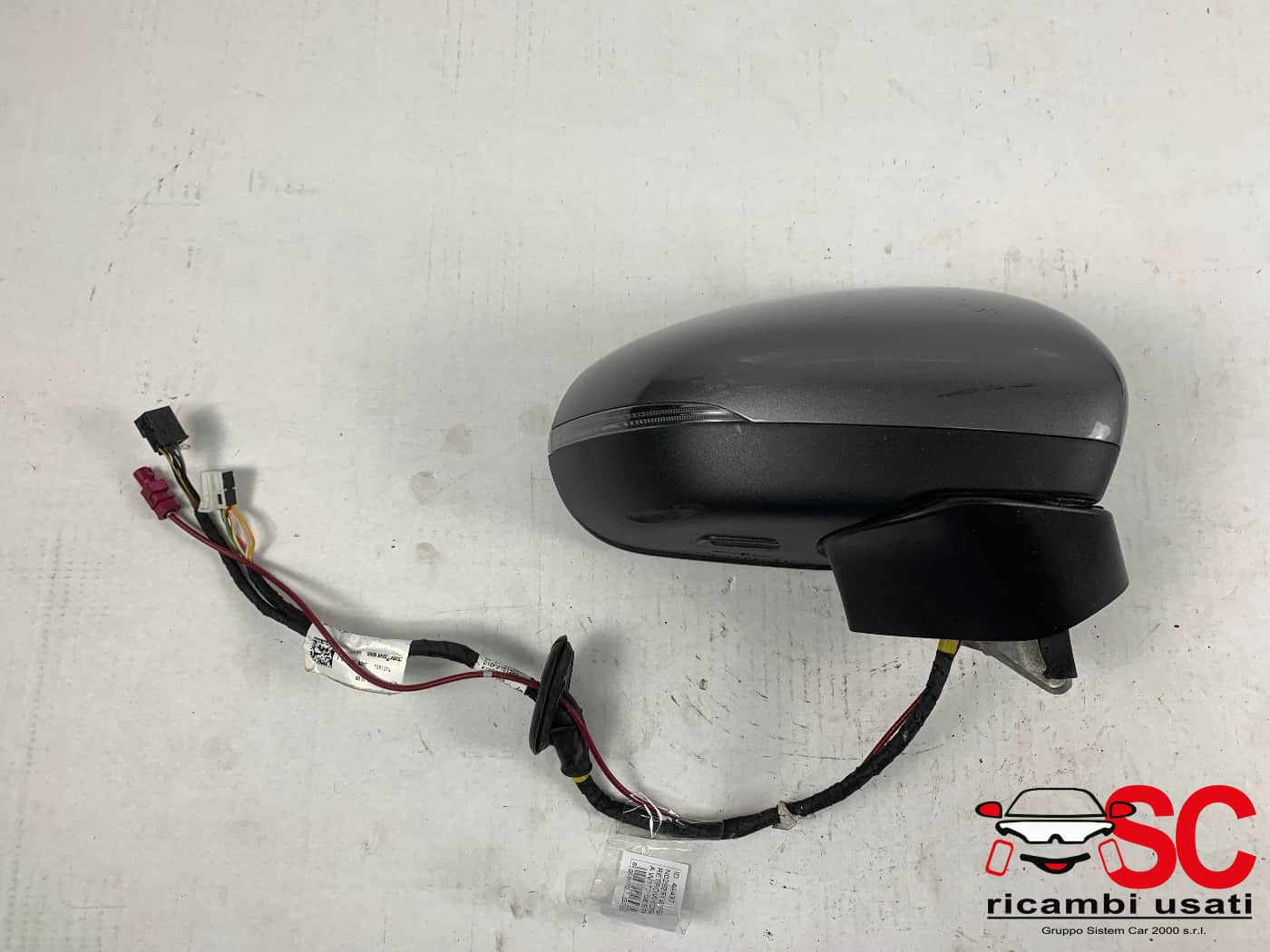 SPECCHIETTO RETROVISORE DESTRO MERCEDES Classe A Serie (W177) A1778101404 (18>)