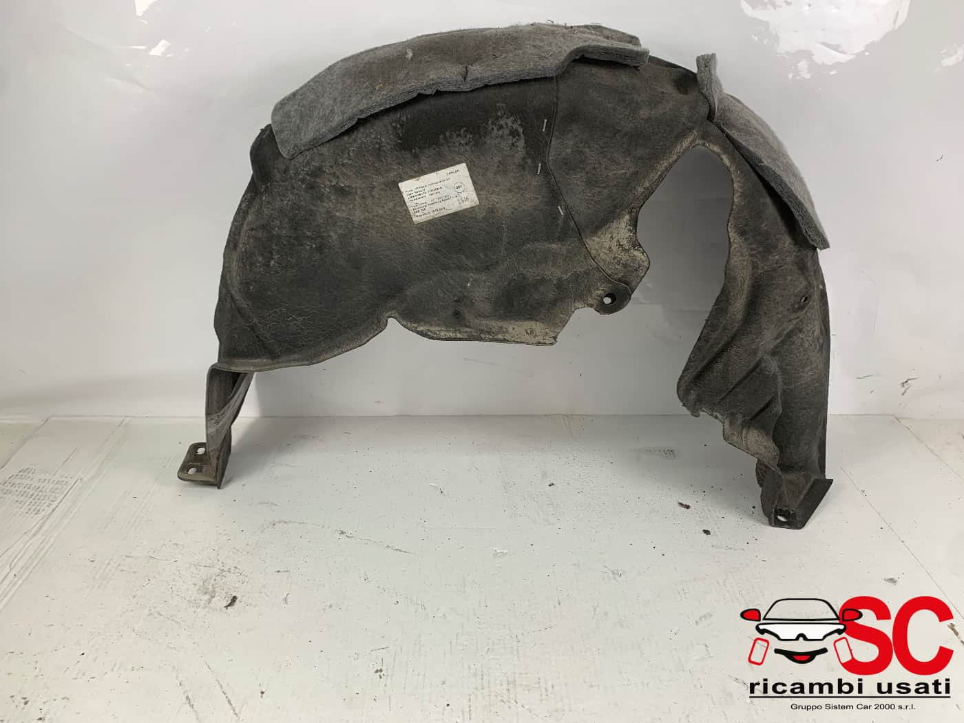 PASSARUOTA POST SX MERCEDES Classe A Serie (W177) A1776901600 (18>)