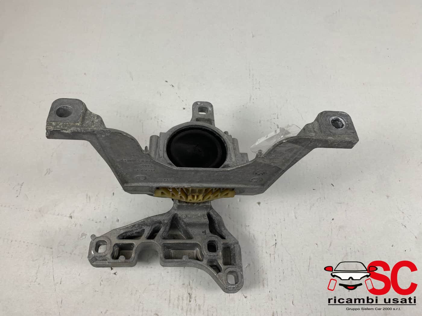 A2472401900 SUPPORTO MOTORE MERCEDES Classe A Serie (W177) diesel