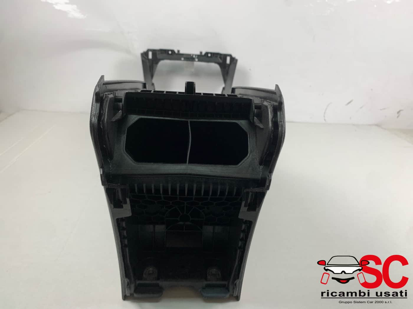TUNNEL CONSOLLE CENTRALE MERCEDES Classe A Serie (W177) A1776802401 (18>)
