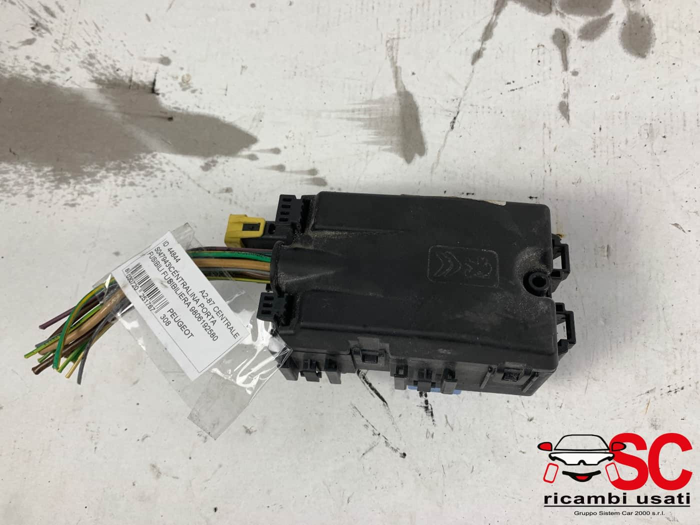 9806192580 CENTRALINA PORTA FUSIBILI PEUGEOT 308 2° Serie diesel